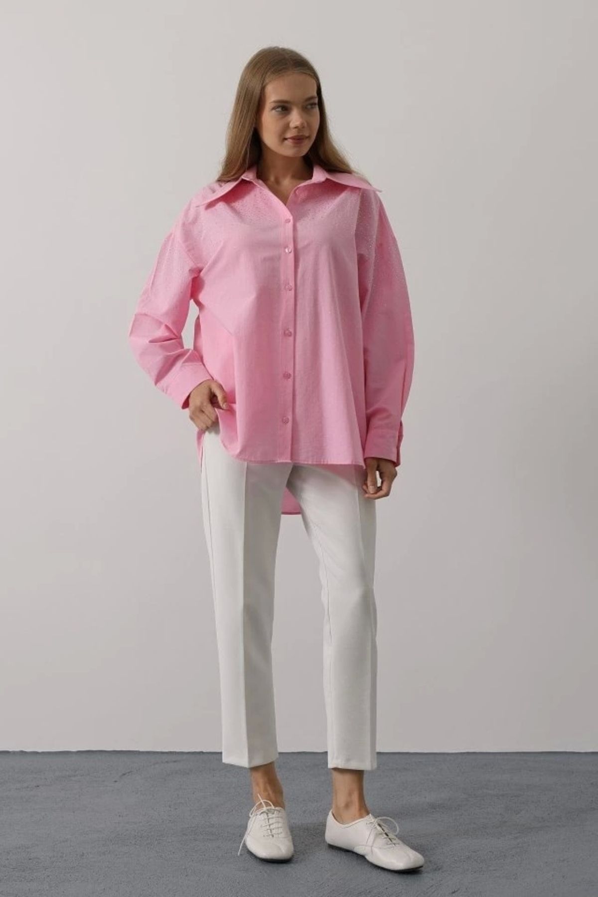 Butik Taşlı Sivri Yaka Gömlek - Pembe