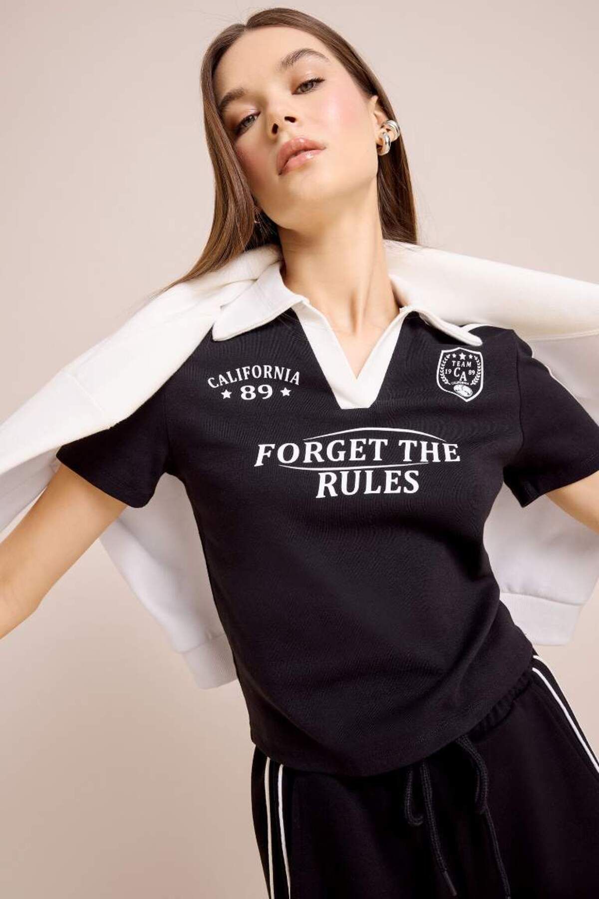 DeFacto Yeni Sezon Coool Fitted Polo Yaka Baskılı Ribana Kısa Kollu Tişört