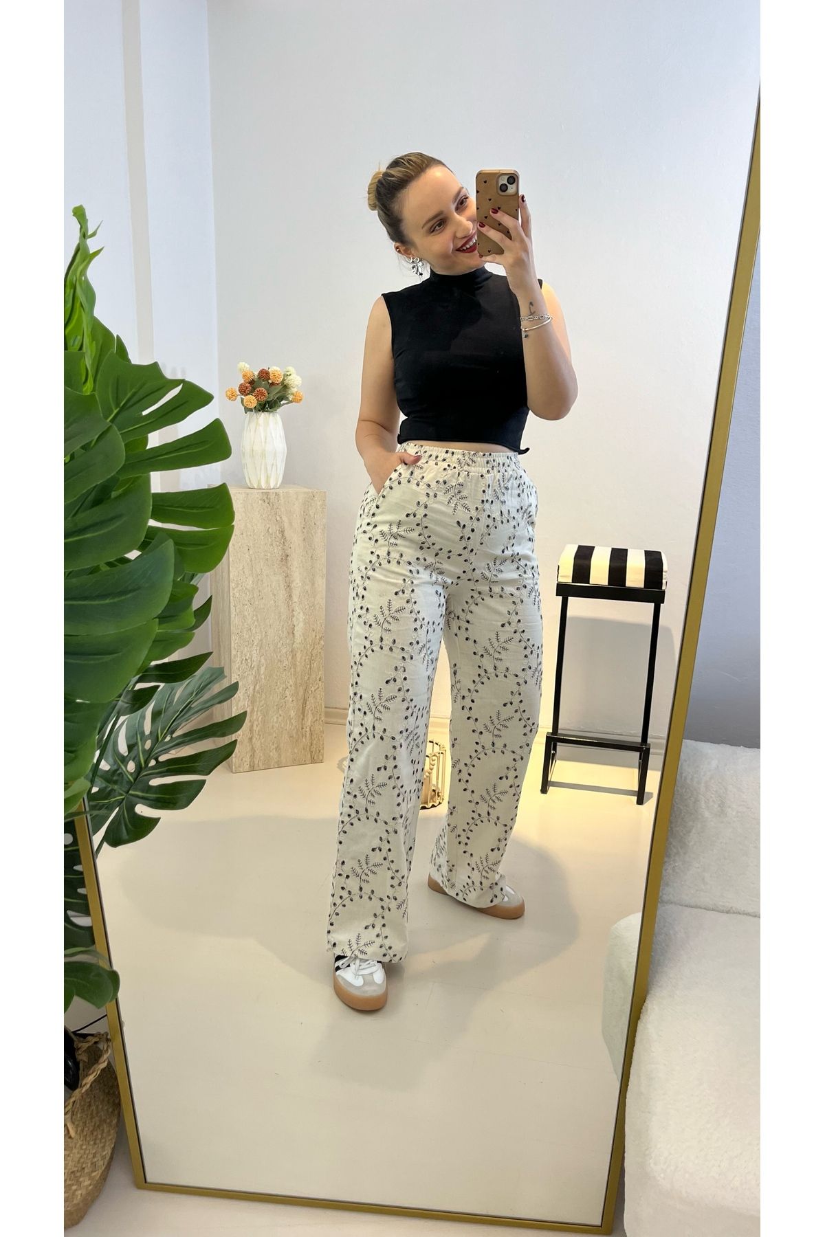 Butik İşlemeli Keten Pantolon