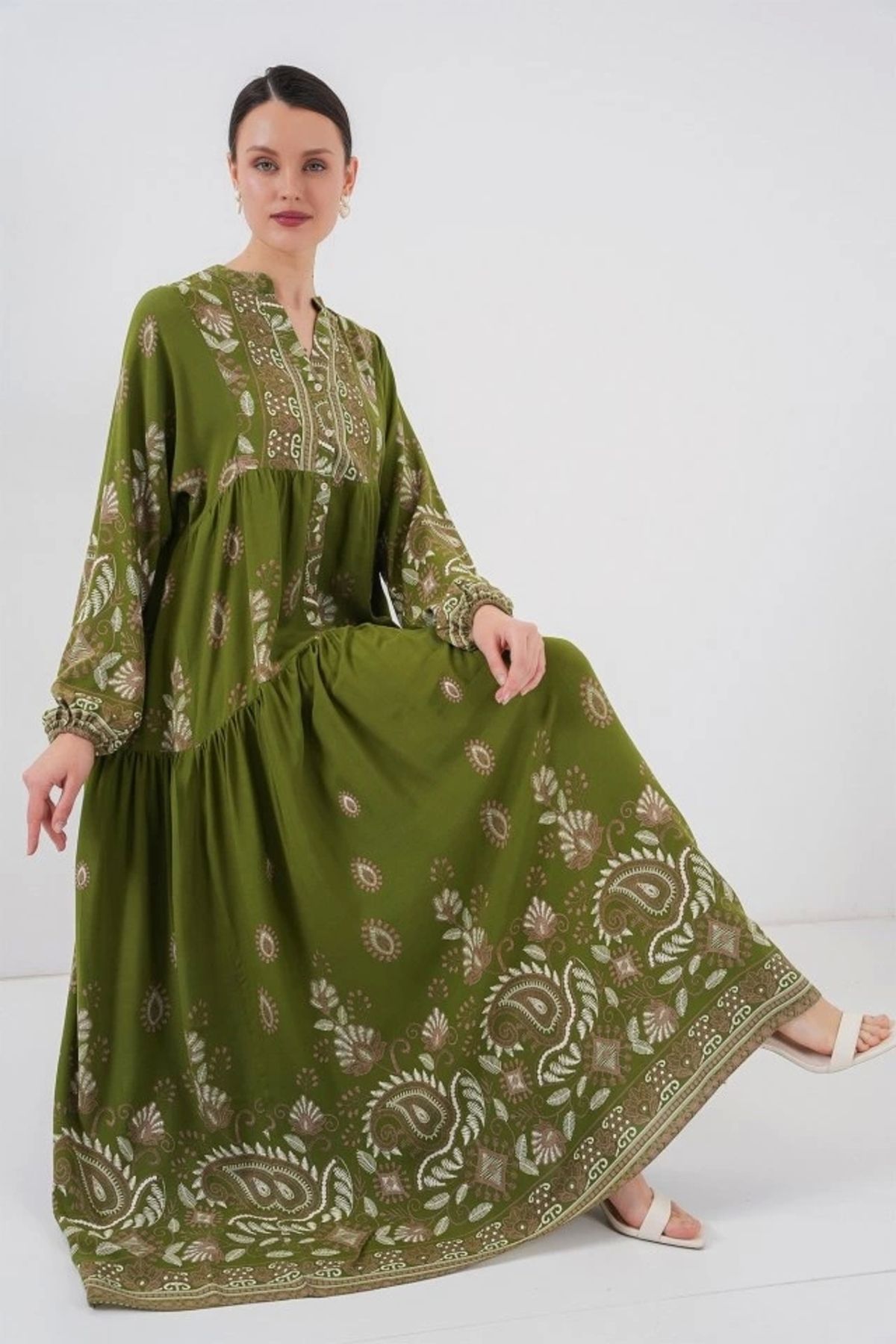 Butik 2423 Otantik Desenli Tesettür Elbise - D.Haki