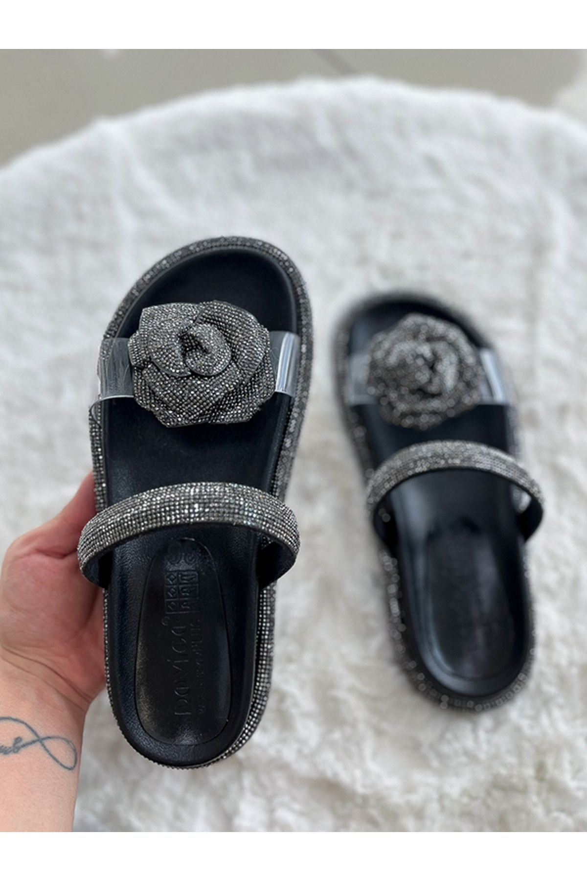 EVASAMLİSHOESBAG Gül Detaylı Taşlı Terlik