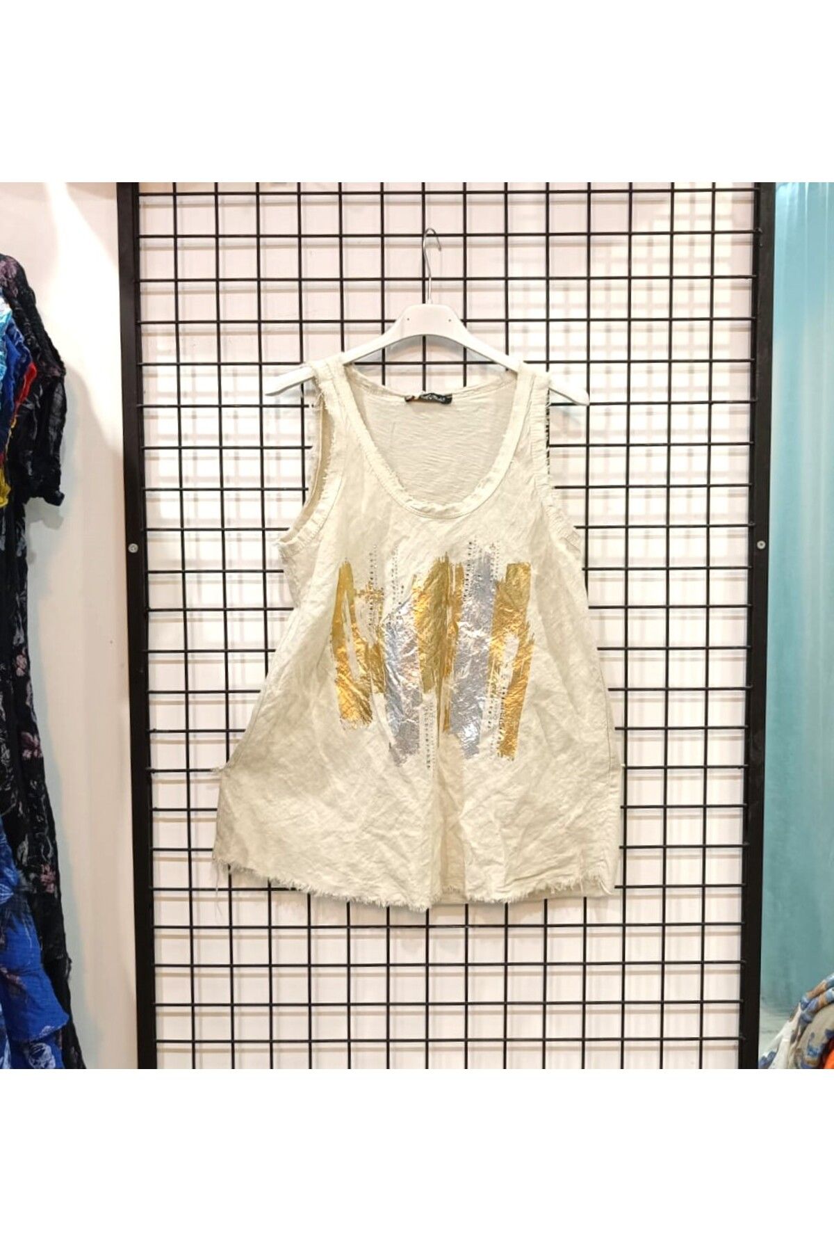 Butik Şans Taşlı Yaldız Baskı Detaylı Saçaklı İtalyan Bluz