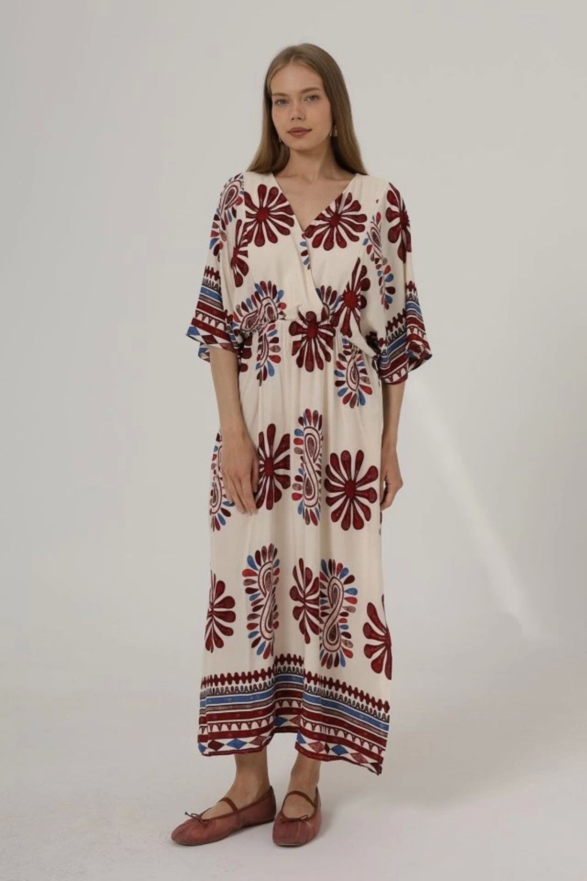 Butik Desenli Yarım Kol Elbise - Kırmızı