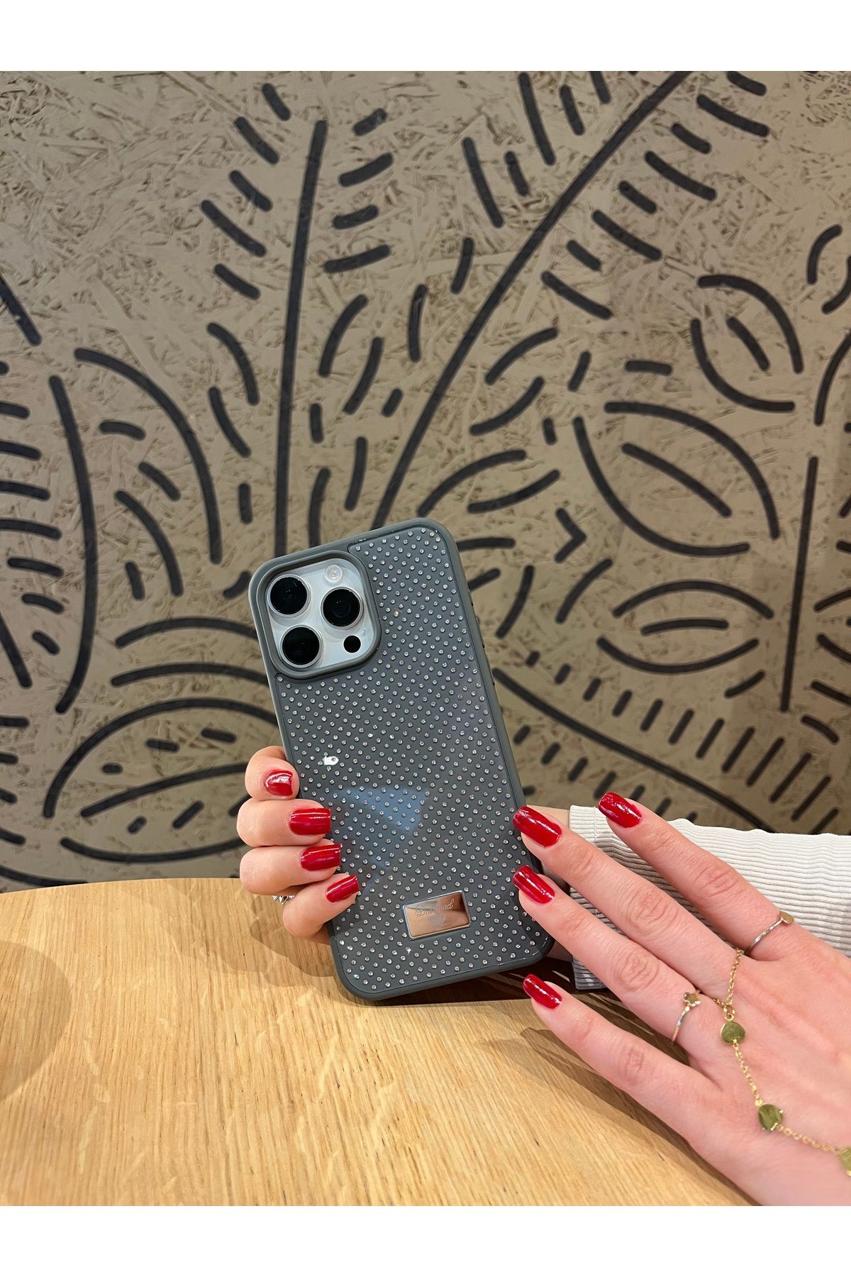 Mois Case İPhone 16 pro uyumlu Elmas Pırlanta Taşlı gümüş kılıf