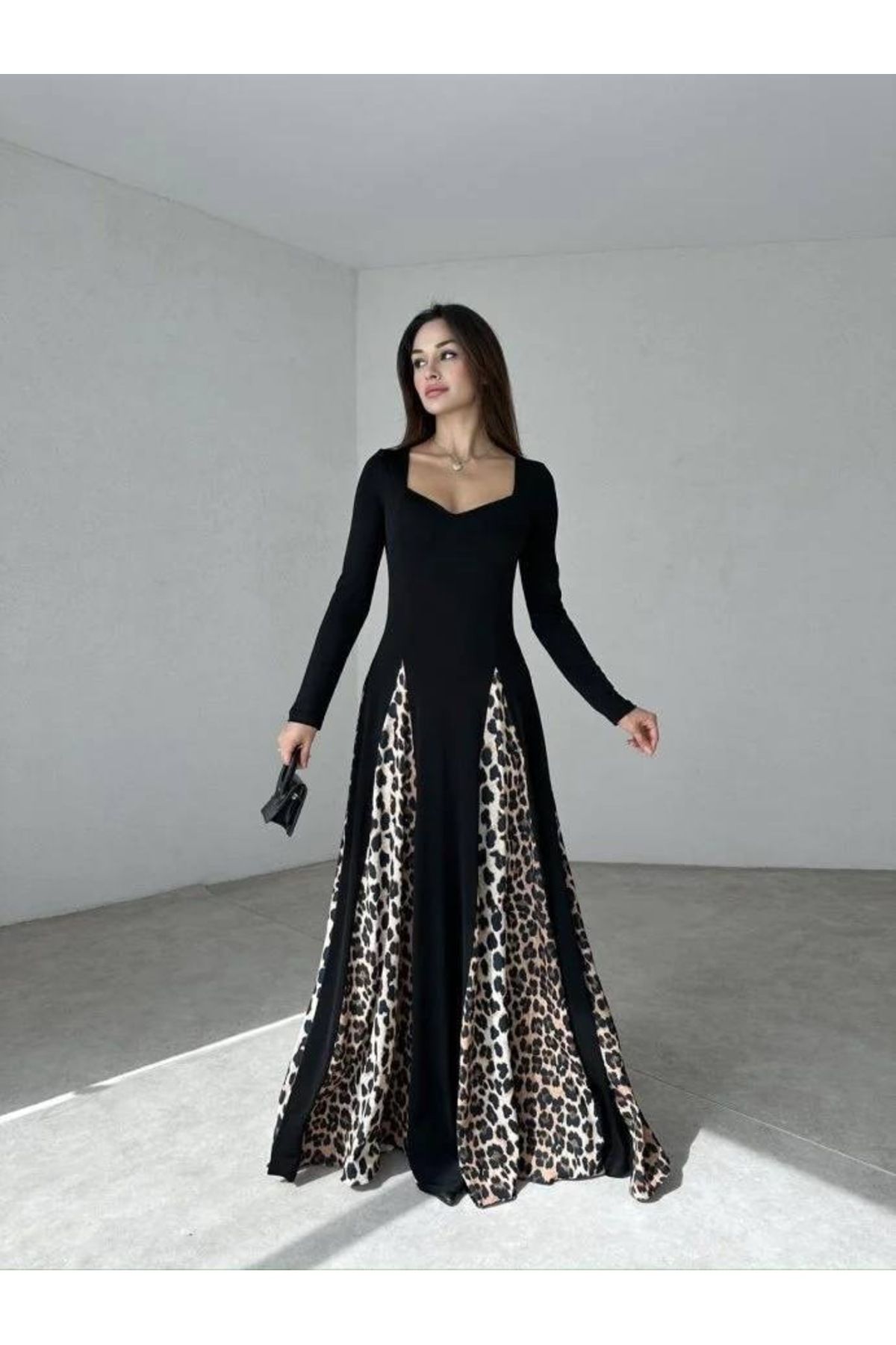 KOSHKA MODA Kalp Yaka Blok Renkli Siyah Prenses Uzun Elbise