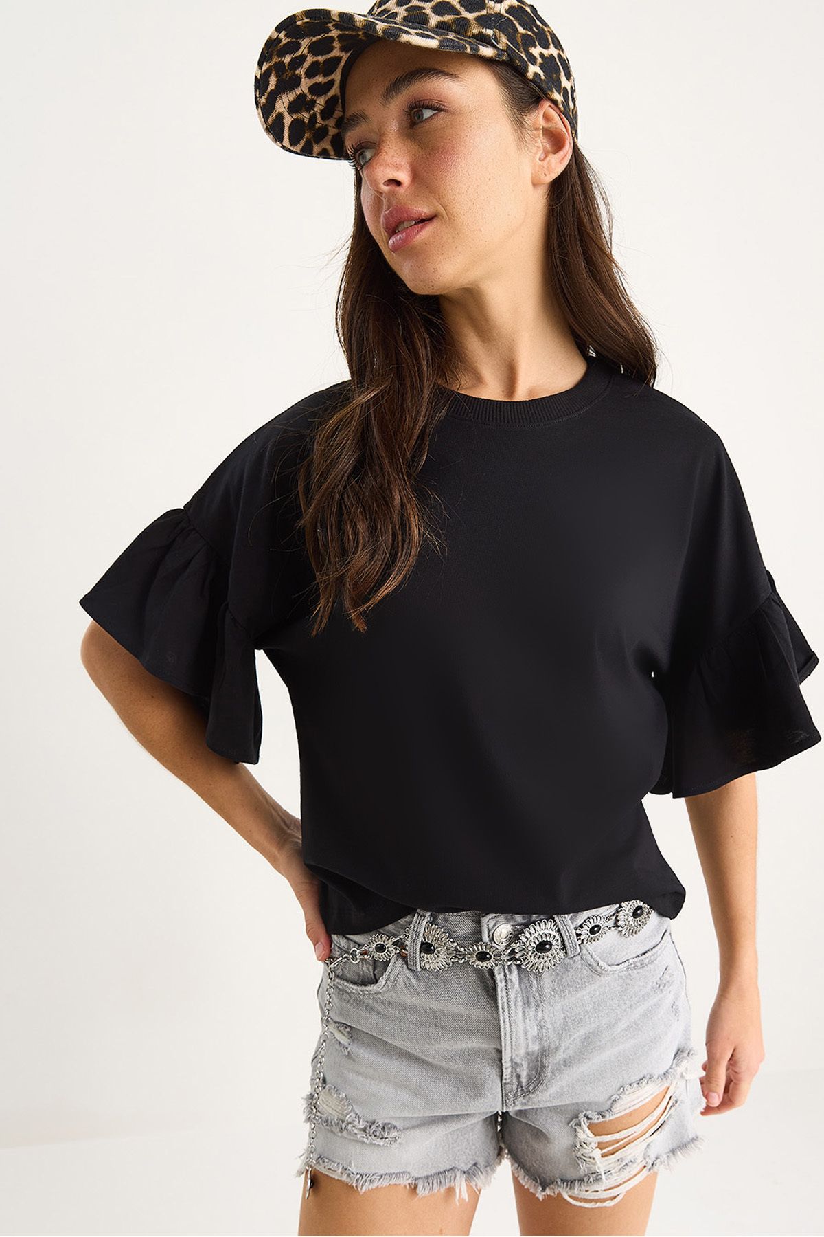 Bianco Lucci Kadın Kolları Fırfırlı Bisiklet Yaka Pamuklu T-Shirt 60602074
