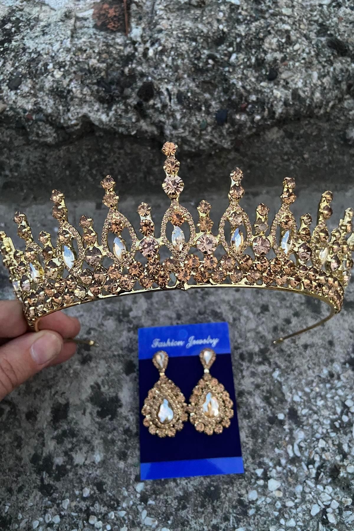 Hobigram Abrienda Gold Gelin Kına Tacı Özel Gün Aksesuar Kadın Taç Ve Damla Mekik Küpe Takımı