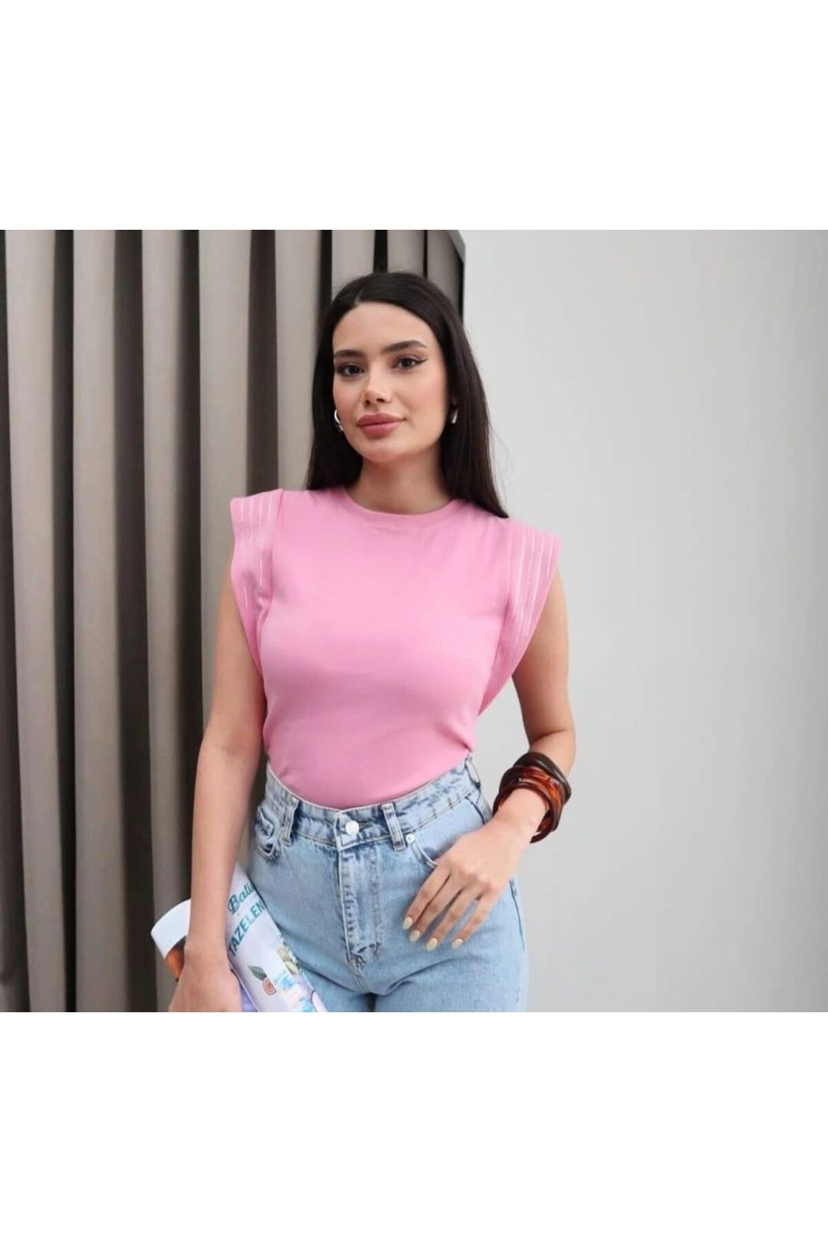 Çınar boutique OMUZU TAŞLI T KOL TİŞÖRT