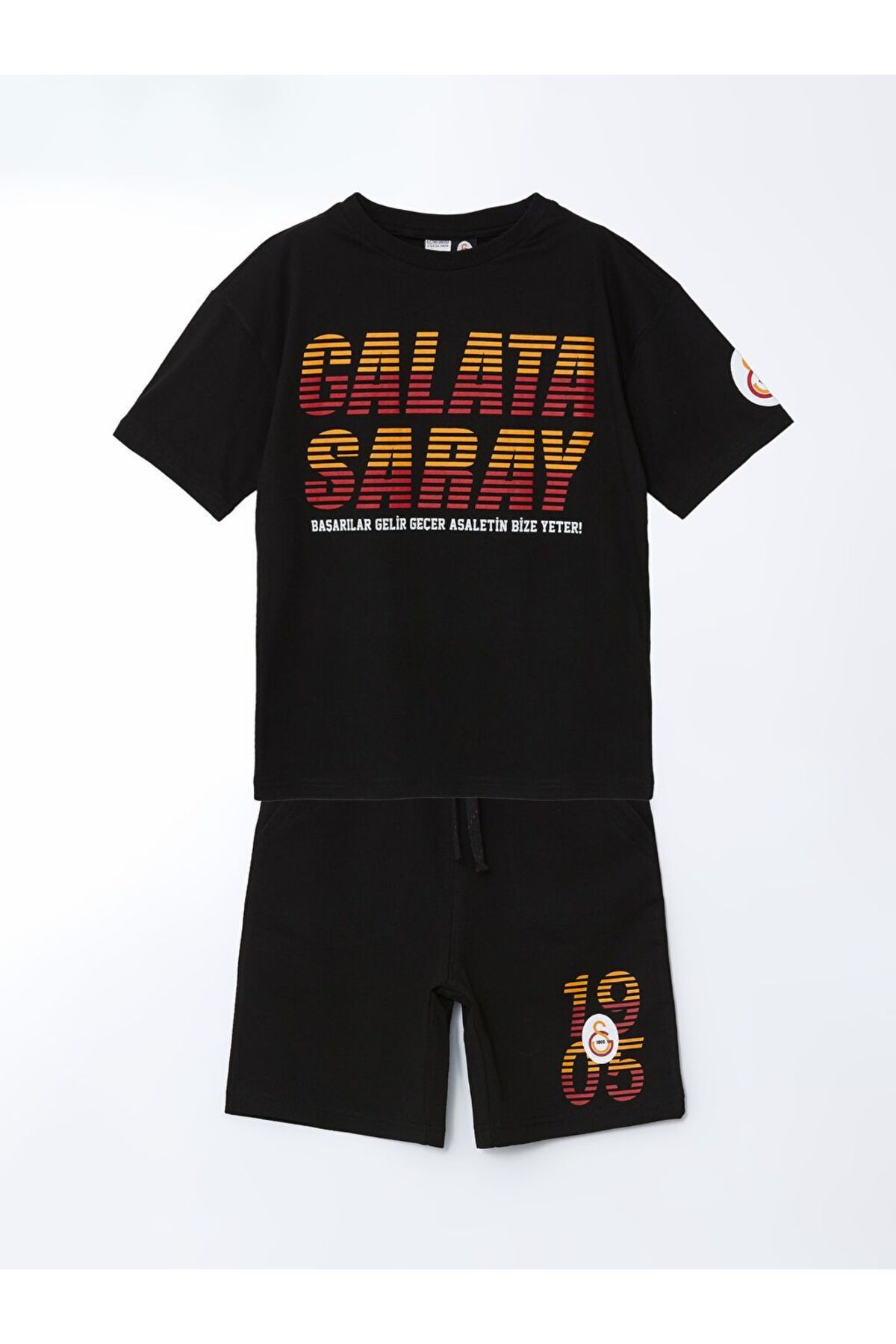 LC Waikiki LCW Kids Bisiklet Yaka Galatasaray Baskılı Erkek Çocuk Tişört ve Şort
