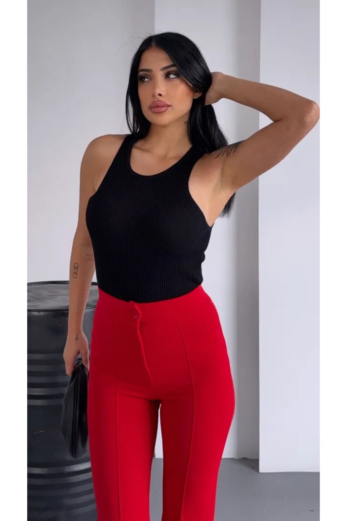 Noi Belis Fitil Örgü Detaylı Sıfır Kol İnce Yazlık Bluz SS25BZ0017