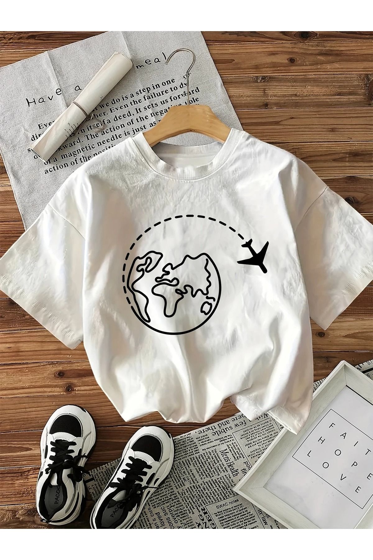 Massgai Unisex Fly World Baskılı Oversize %100 Pamuk T-shirt