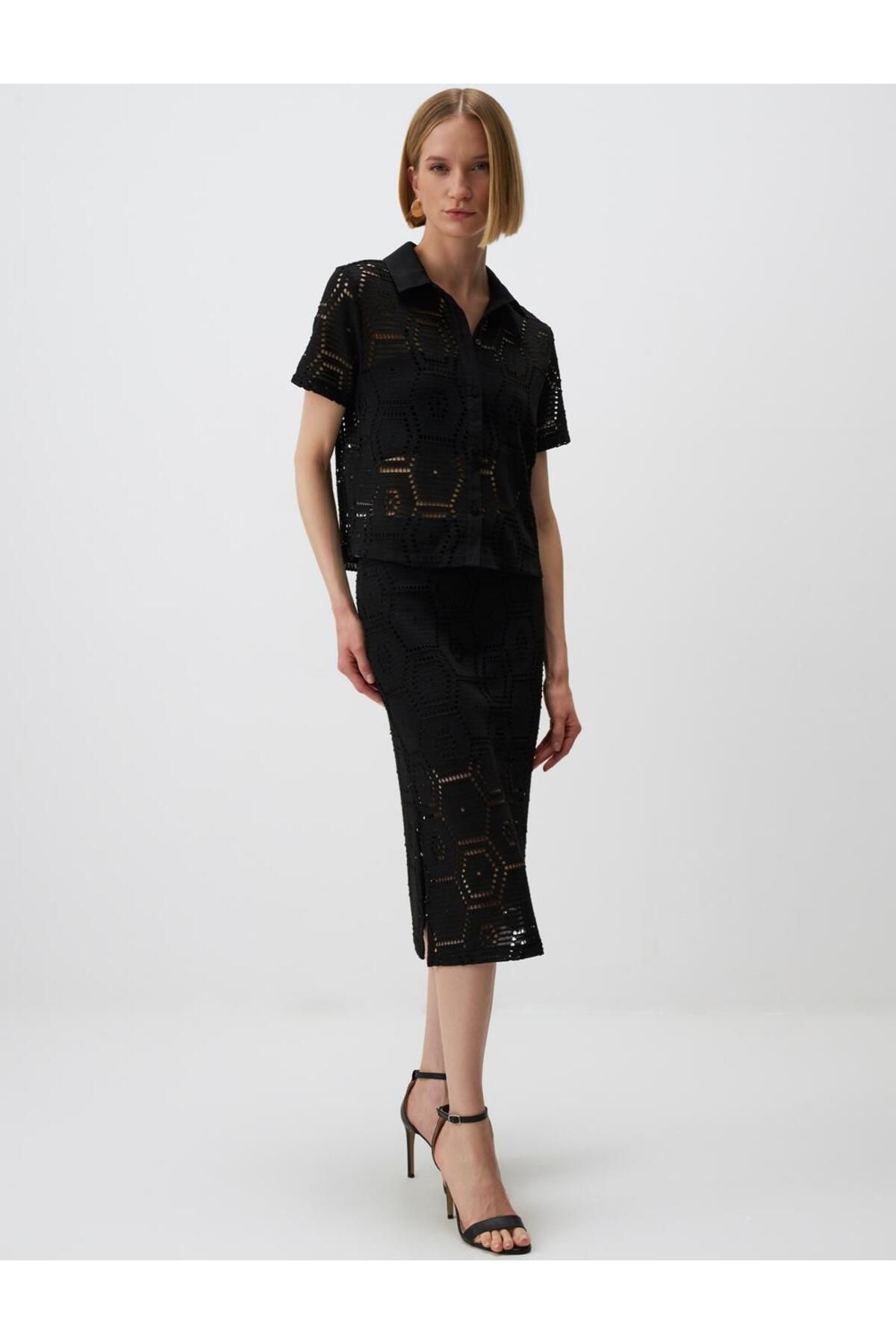 Jimmy Key-Regular Waist Openwork Midi Skirt 2