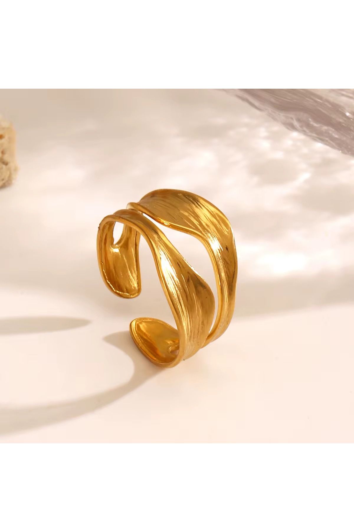 Siya Silver Kararmaz Çelik Asimetrik Tasarım Gold Renk Ayarlanabilir Kadın Yüzük