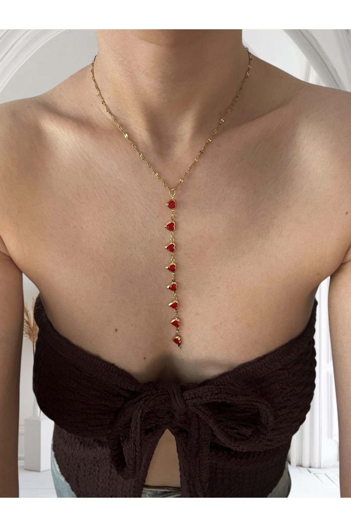 Hoop jewelery kırmızı kalpli dekolte kolye