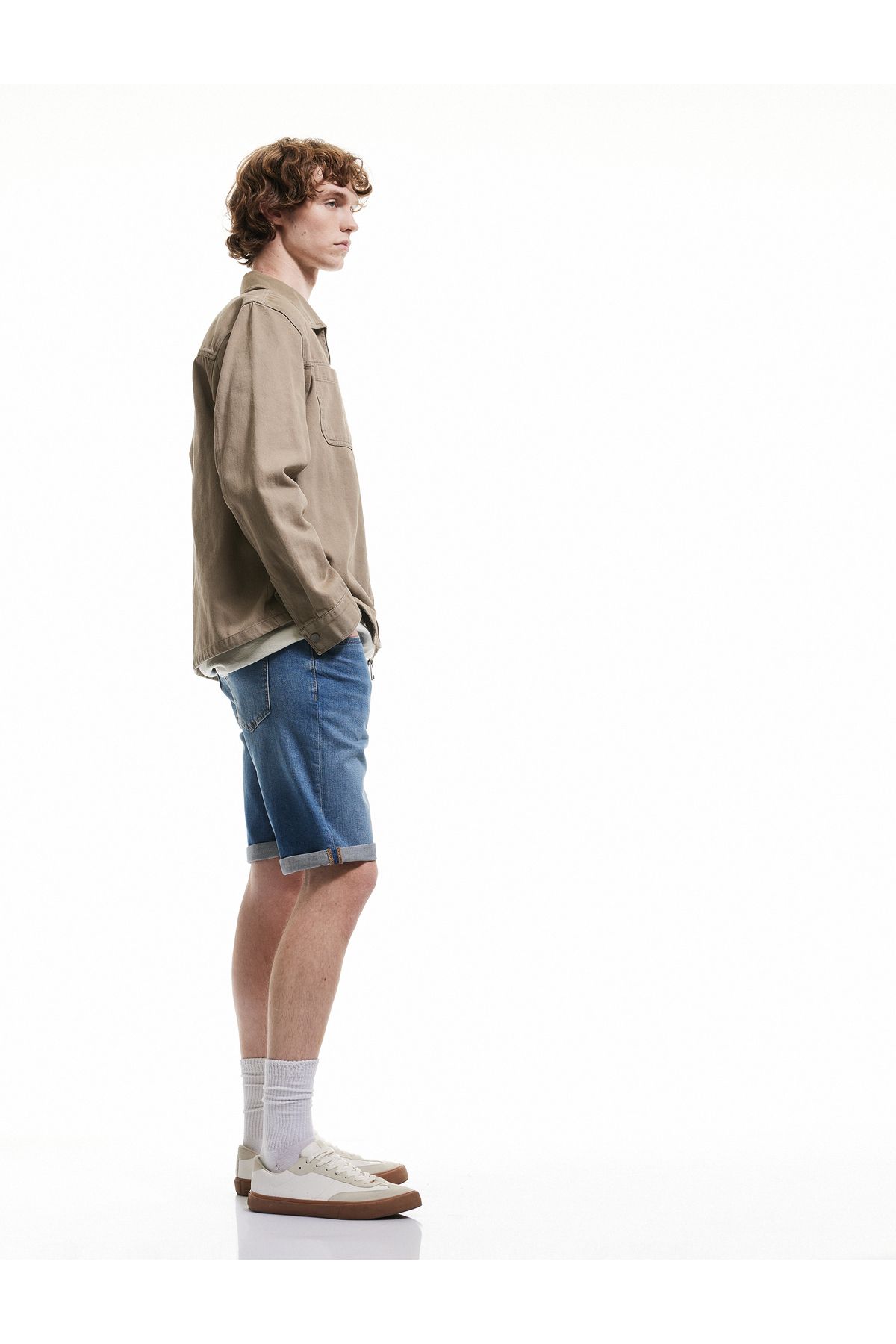 Koton Pamuklu Slim Fit Katlamalı Paça Bermuda Jean Şort