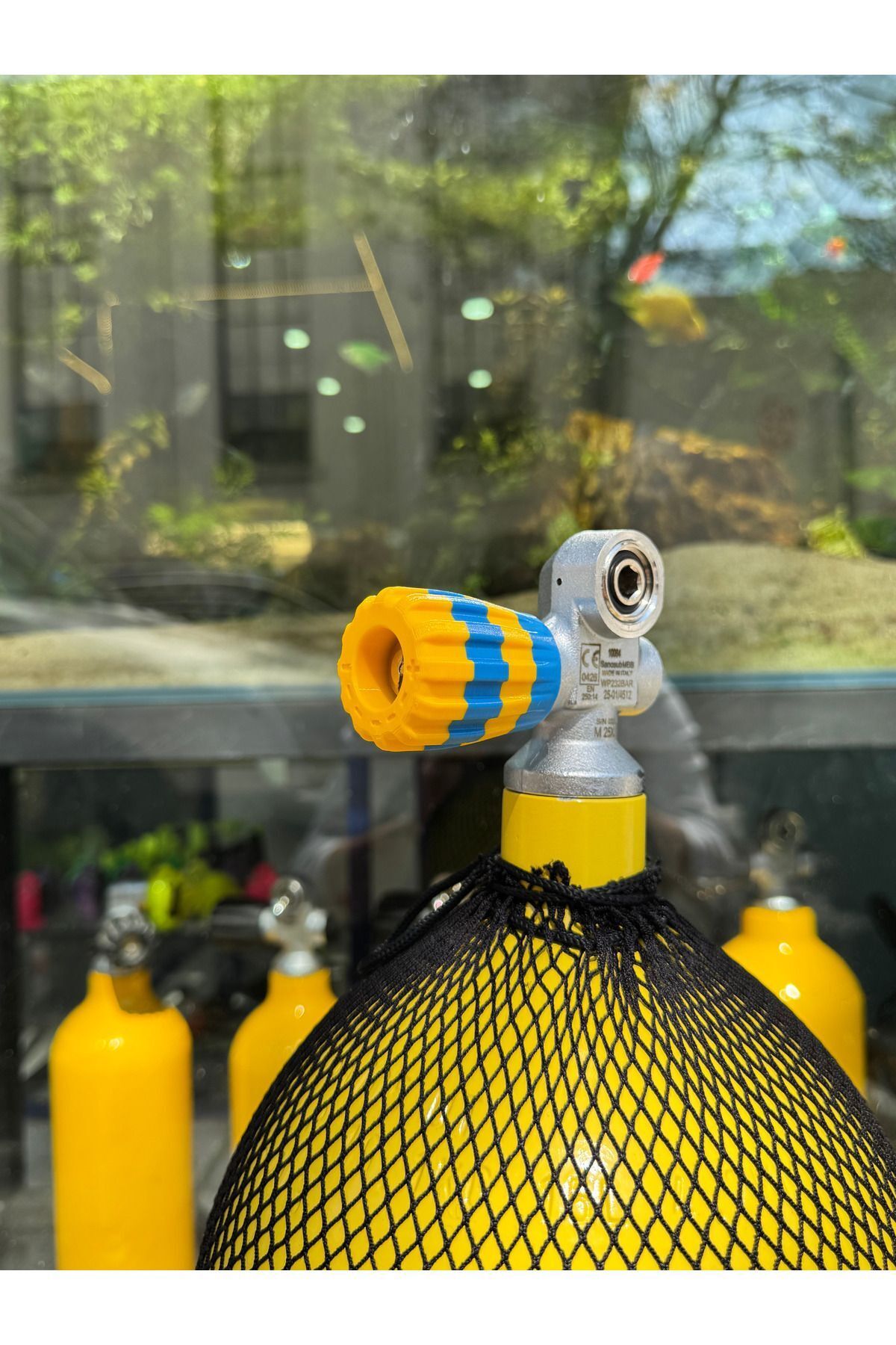 قطعه سیلندر غواصی چرخ دستی RFT SCUBA HARMARK YELLOW NAVY آبی SerenityHaven