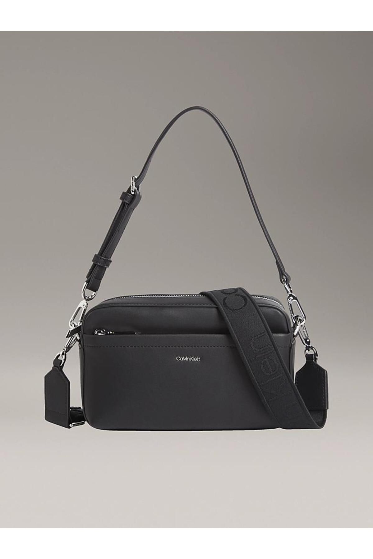 Calvin Klein CK MUST DBL STRAPS CAMERA BAG W