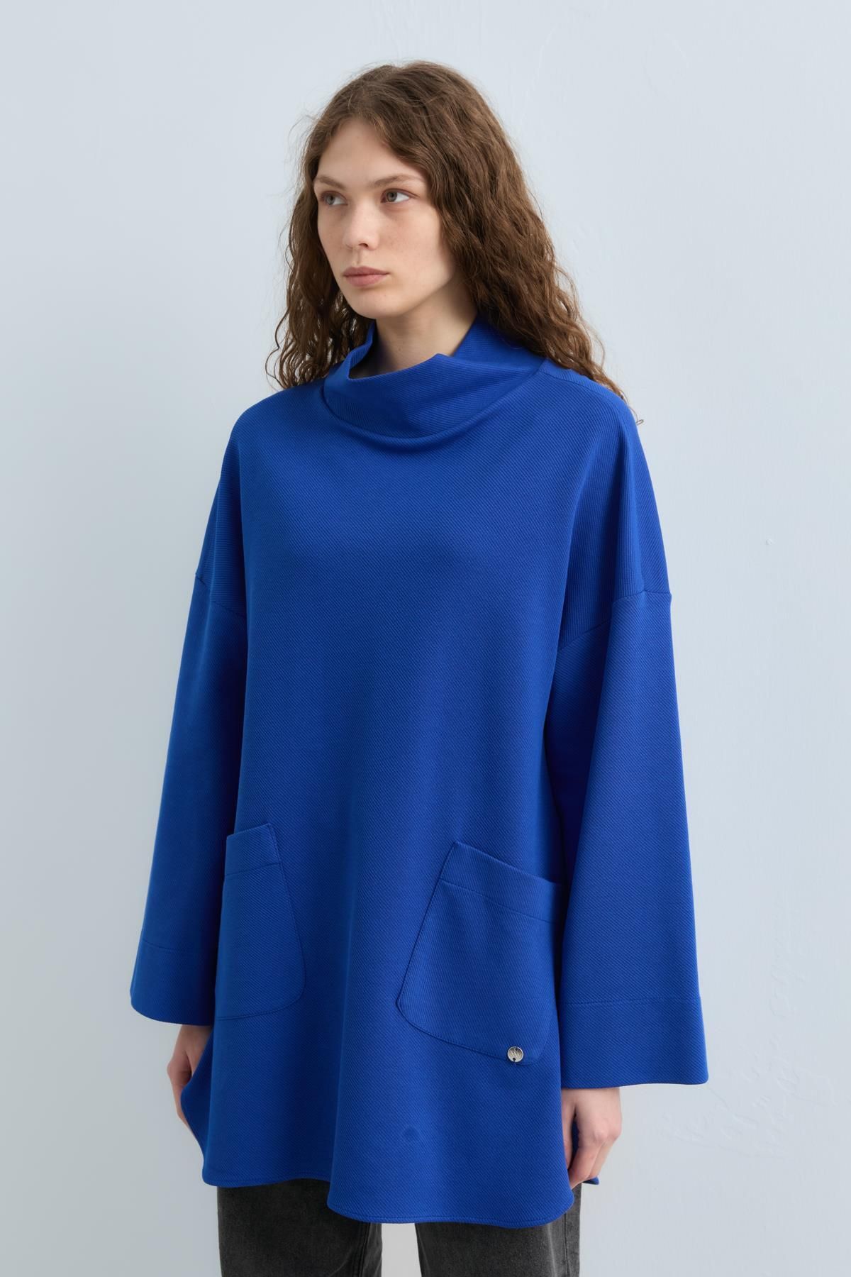 Nihan Cep Detaylı Oversize Tunik Saks