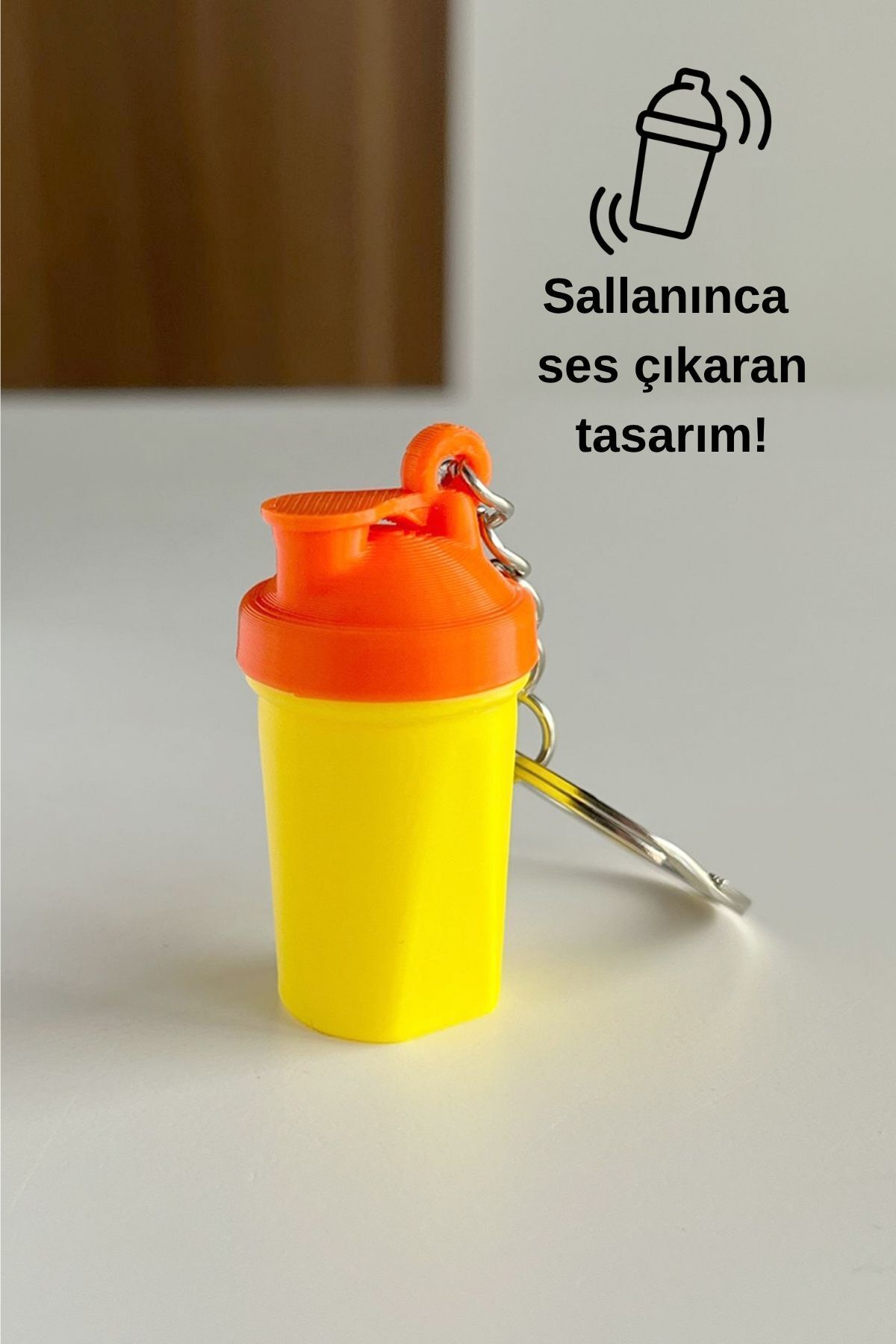 Harmonis Craft Protein Shaker Anahtarlık Sallanınca Ses Çıkaran Sporcu Anahtarlık - Sarı Turuncu