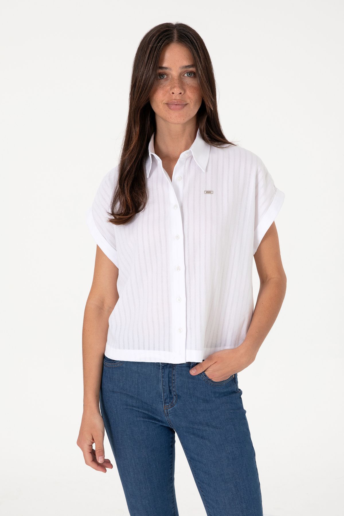 U.S. Polo Assn. Kadın Beyaz Çizgili Kısa Kollu Gömlek 50306388-VR013