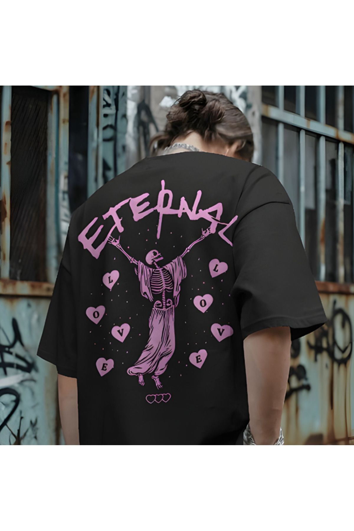 Lemur'ful Eternal Outfit Baskılı Oversize Siyah Tişört