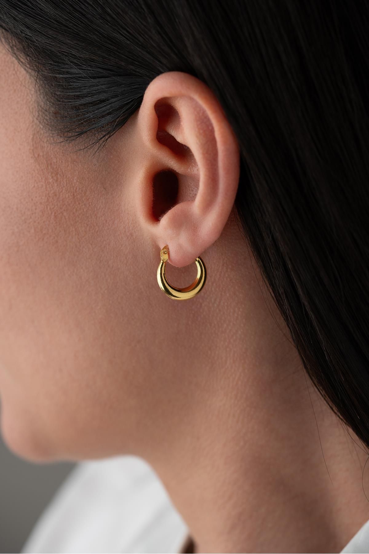 Nereze 925 Ayar Gümüş Gold Rengi 15 mm Halka Şarnel Küpe
