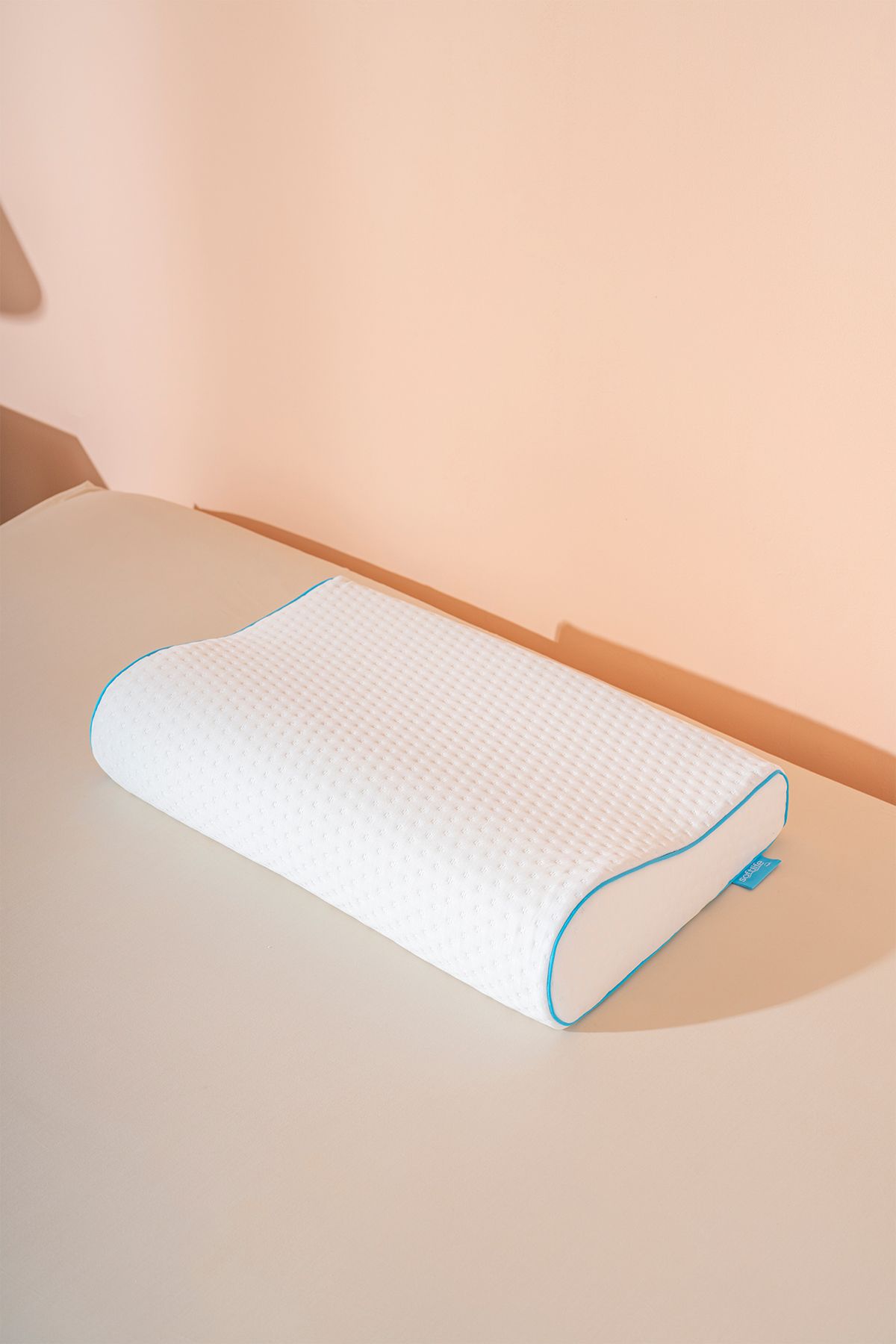 Softlife Boyun Destekli Ortopedik Visco Yastık 56x36x11/7 cm