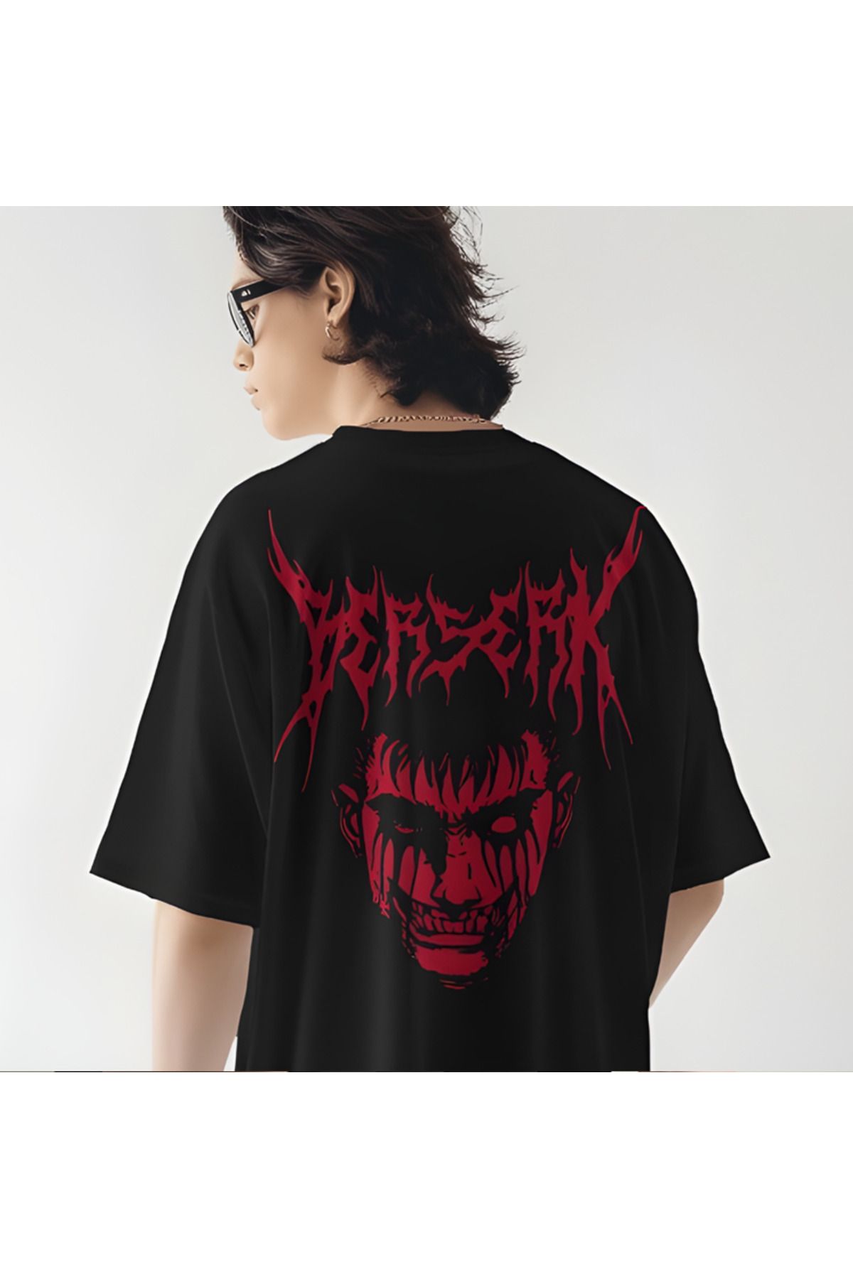 Lemur'ful Berserk Anime Baskılı Oversize Siyah Tişört