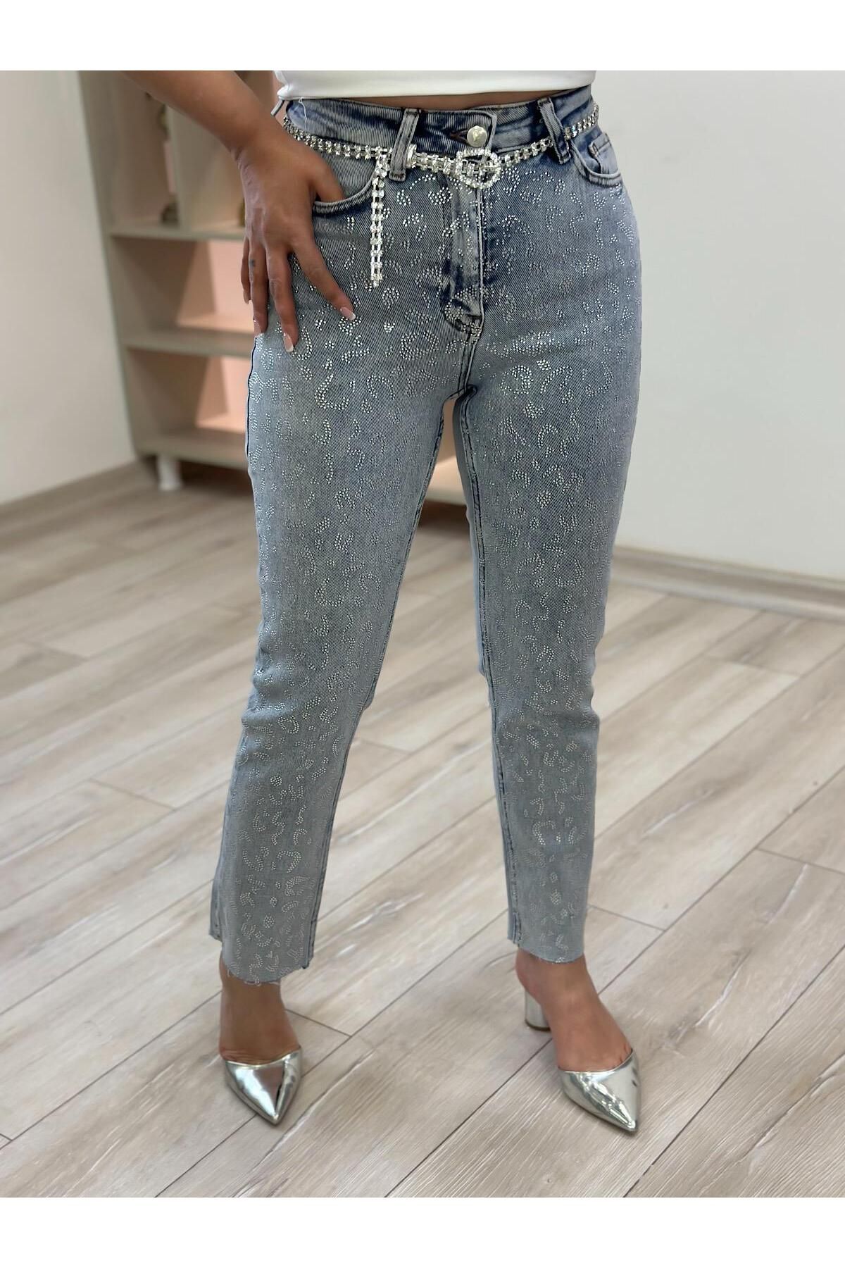 MELTEM TUĞAN Leopar Taşlı Mom Fit Pantolon BUZ MAVİ