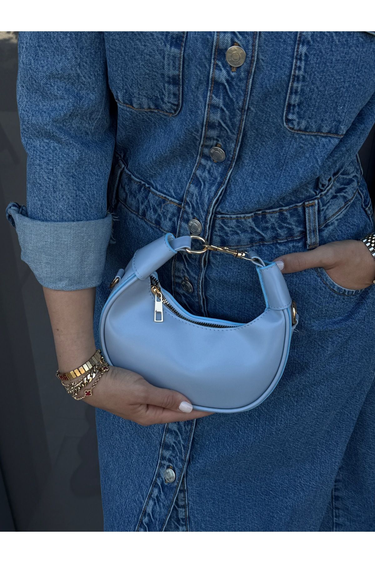 Garrio Mavi mini oval çapraz askılı çanta