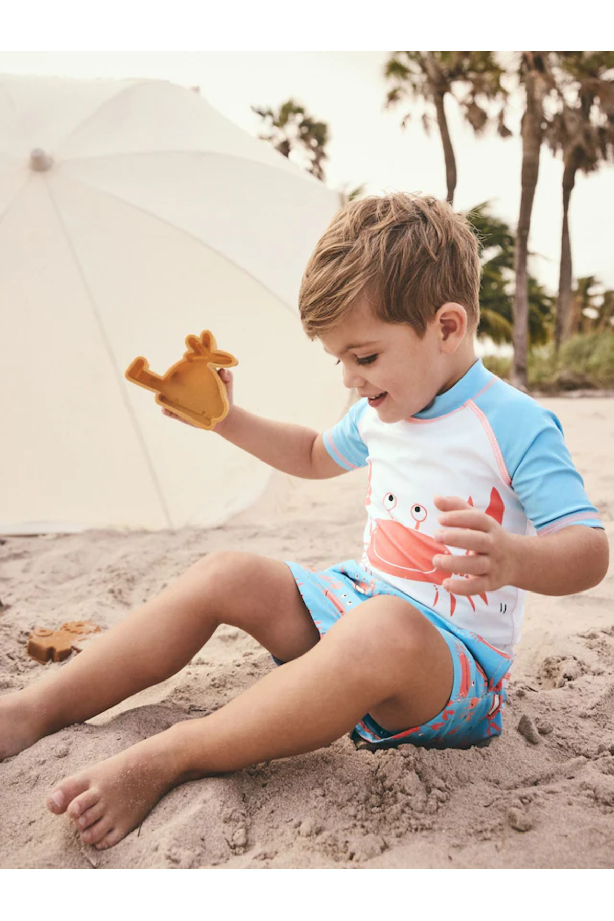 Next Baby Güneş Geçirmez UPF50 İki Parça Mavi Beyaz Renkli Yengeç Temalı Erkek Çocuk Mayo/Şort Seti ALYE22306 fotoğrafı 3 (önizleme)