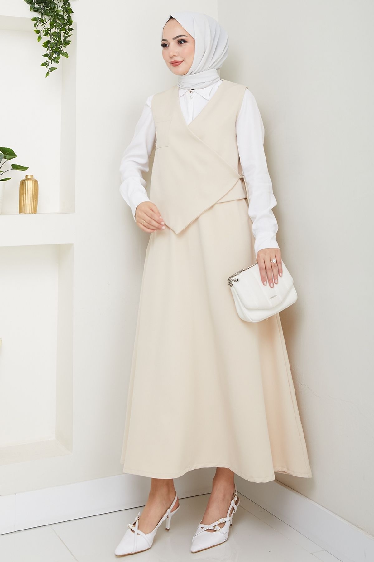 InStyle Çapraz Tek Cepli Ekru Yelekli Takım