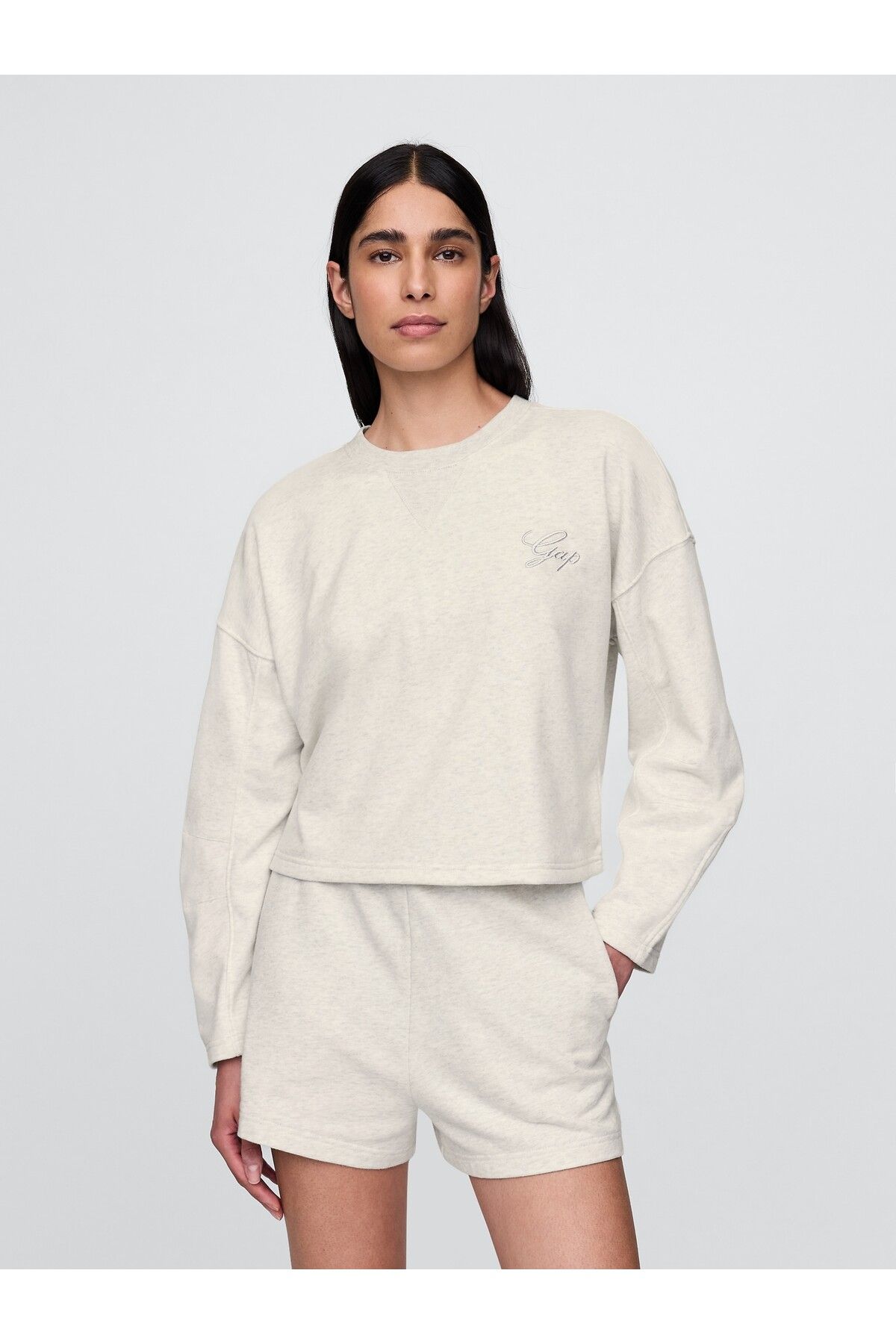 GAP Kadın Gri VintageSoft Oversized Gap Logo Sweatshirt