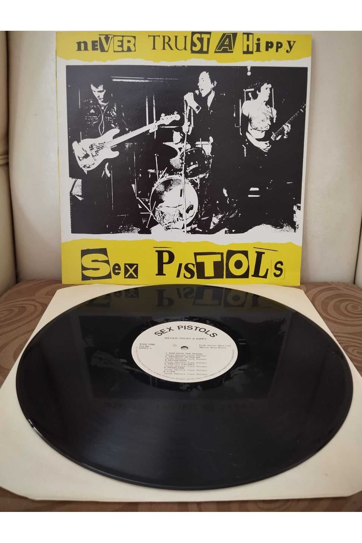 Plakperest Pistols – Never Trust A Hippy - 1985 İngiltere Basım LP Plak Albüm-2.EL