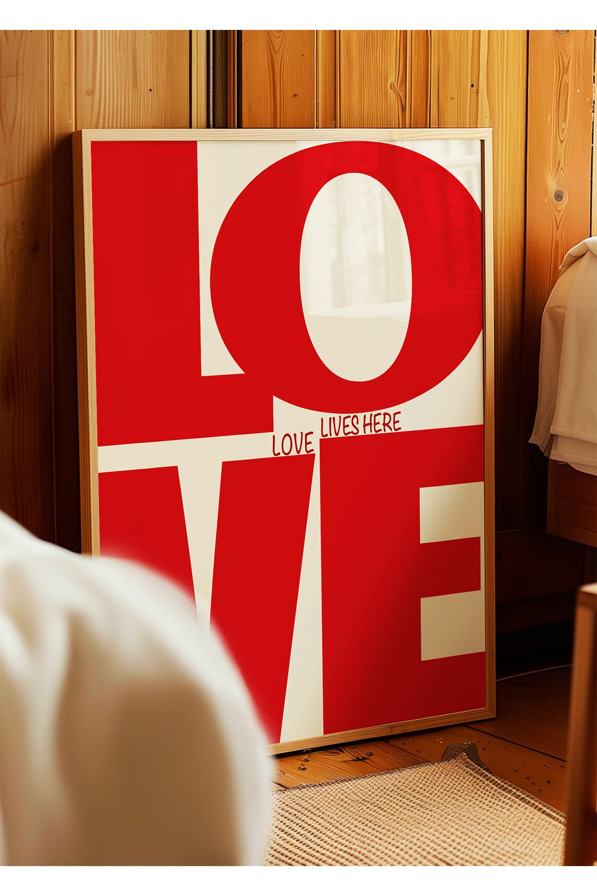 ARTHOUSECOLLECTIVE LOVE LIVES HERE Poster - Kırmızı Modern Tipografik Poster - Tablo Ölçülerinde Çerçevesiz Poster