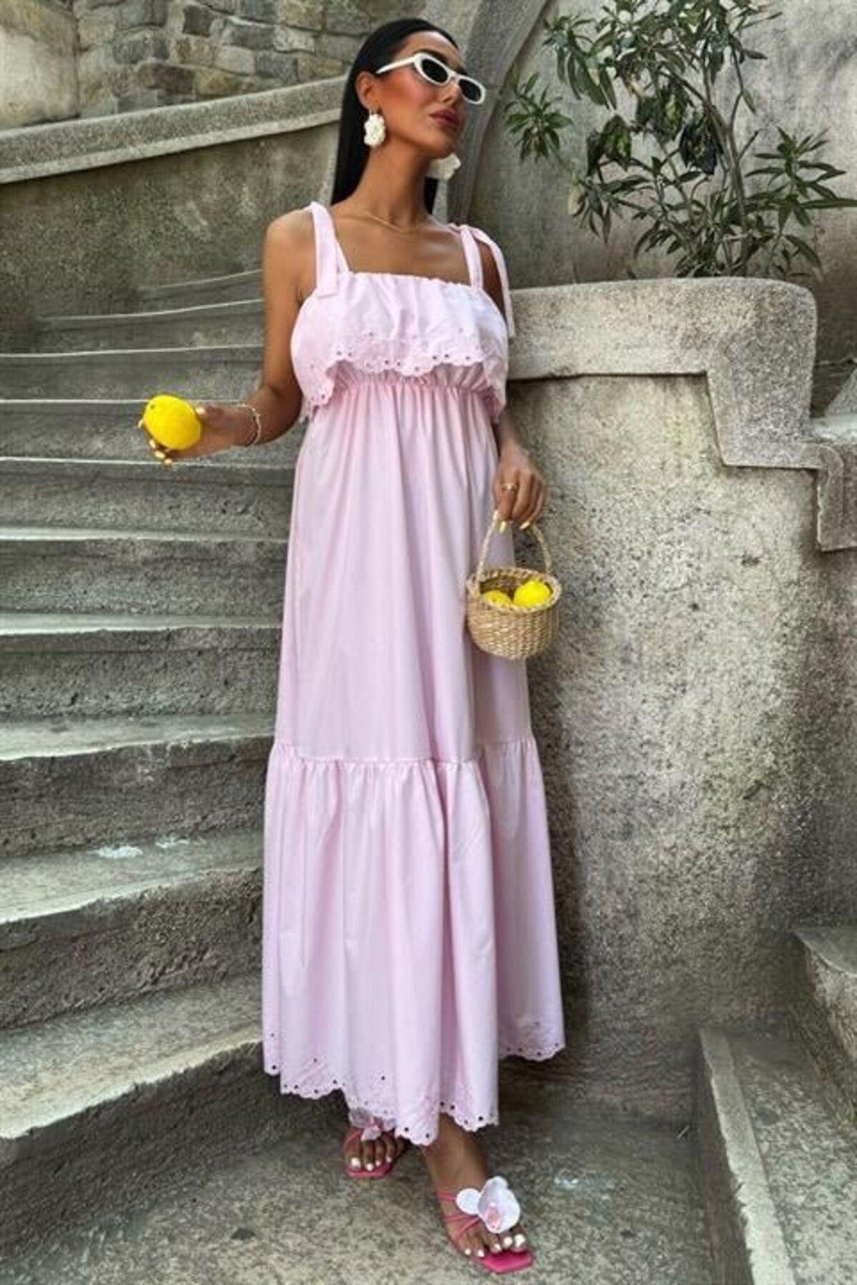 velmorafashion Etek Ucu Brode Nakışlı Boyundan Bağlamalı Elbise 2881