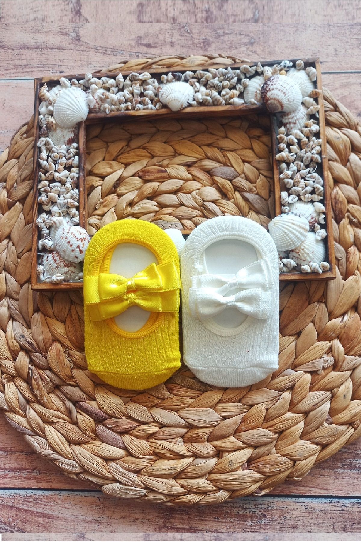 Panowill Design Kız Bebek Sarı ve Ekru Renk Saten Fiyonklu Babet-2 Adet
