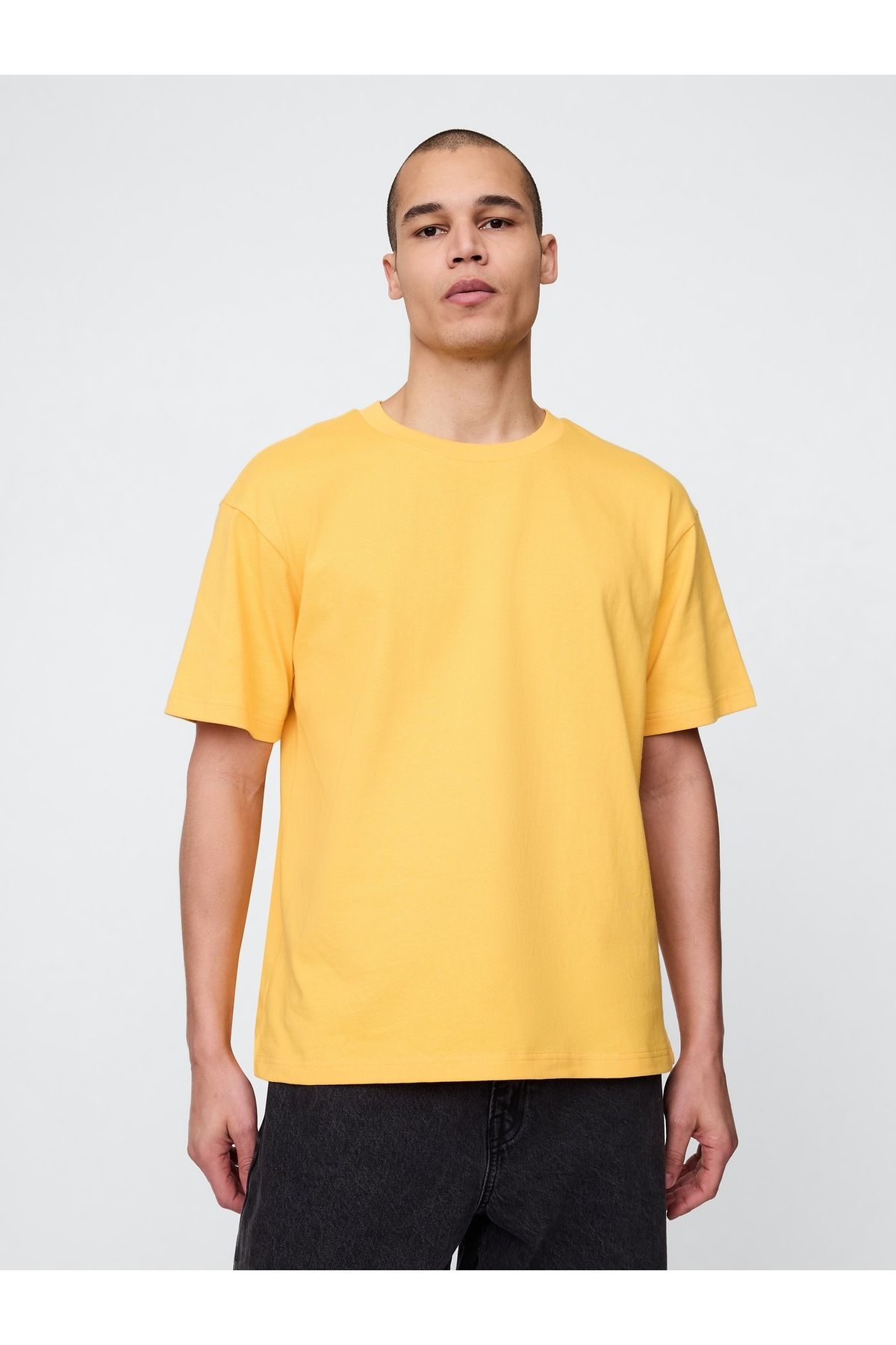 GAP Erkek Sarı Gap Logo Oversize T-Shirt