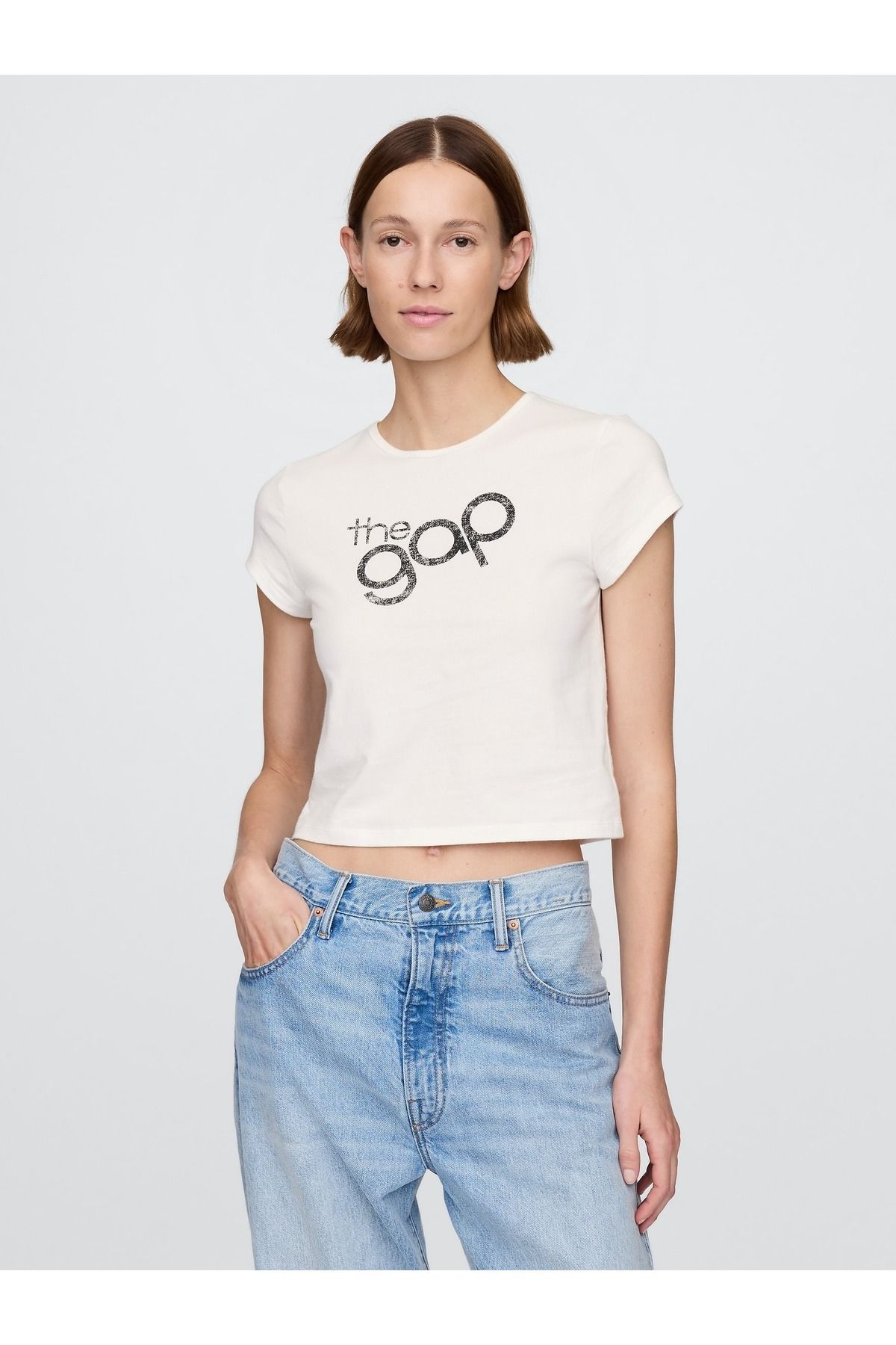 GAP Kadın Kırık Beyaz Gap Logo T-Shirt