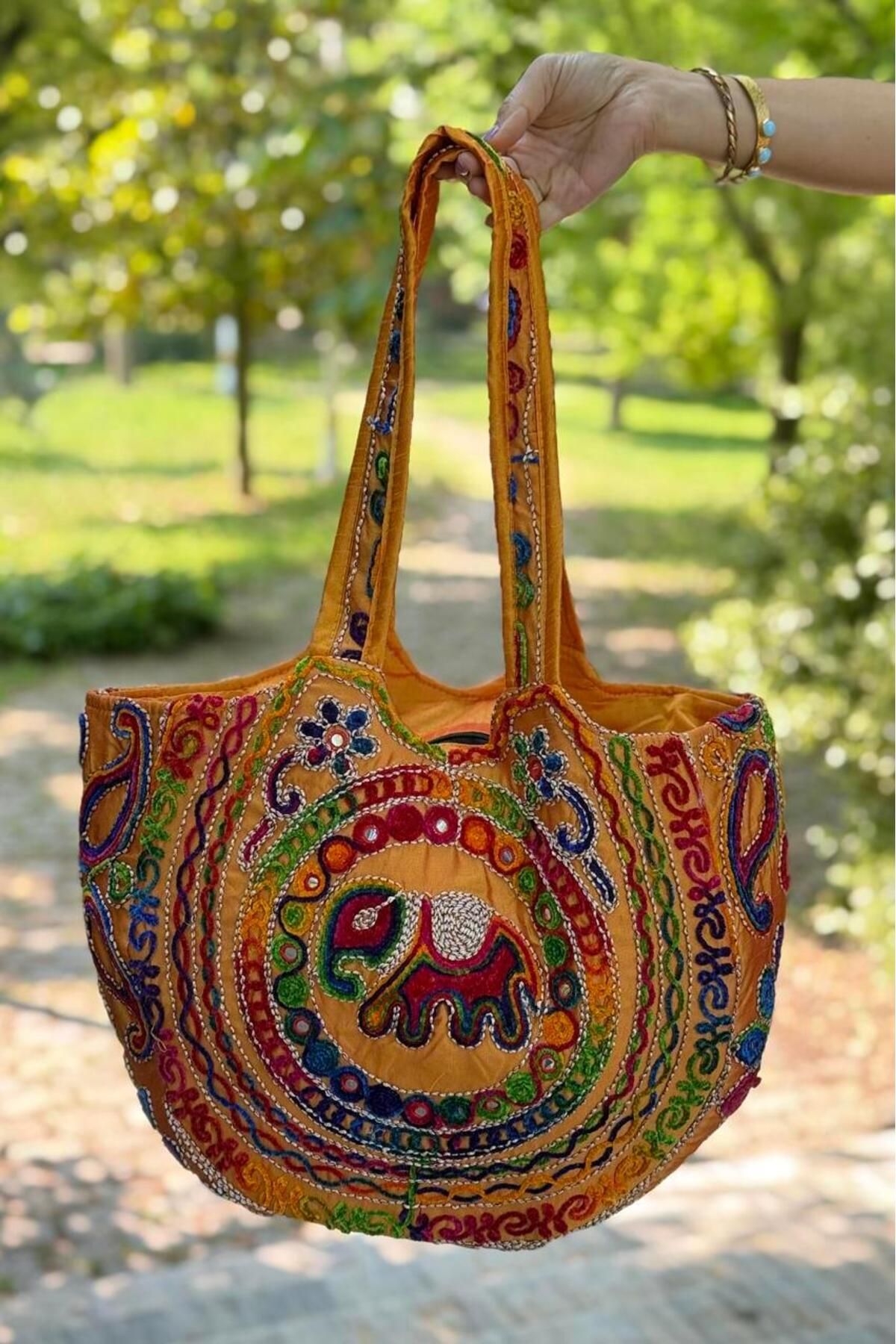 Nevin Kaya Moda Hardal Filli Aynalı Etnik Çanta