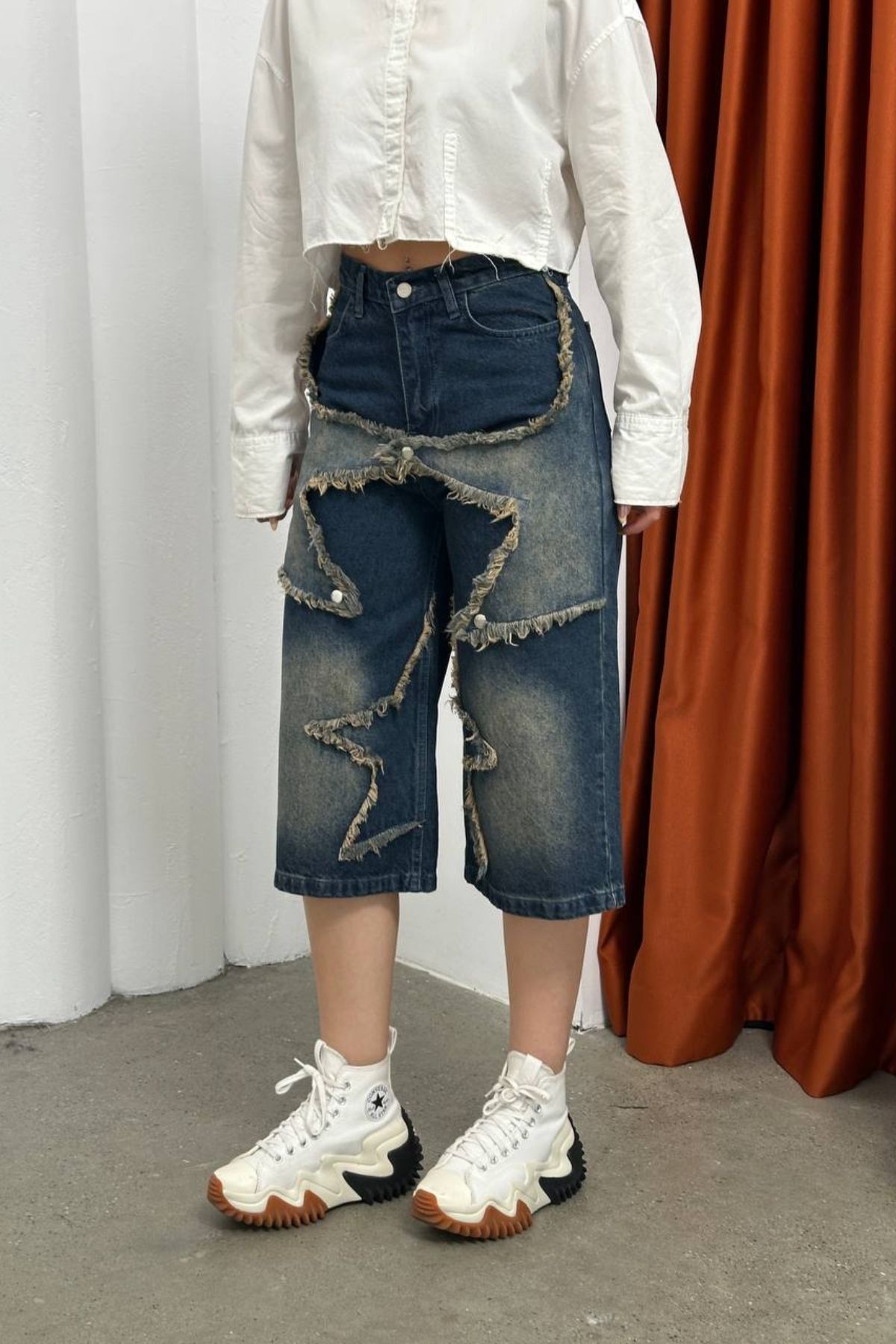 Chirkef Unisex Baggy Fit Pamuklu Premium Kot Kumaş Bol Paça Yıldız Desenli Sokak Stili Kapri Şort Star Denim