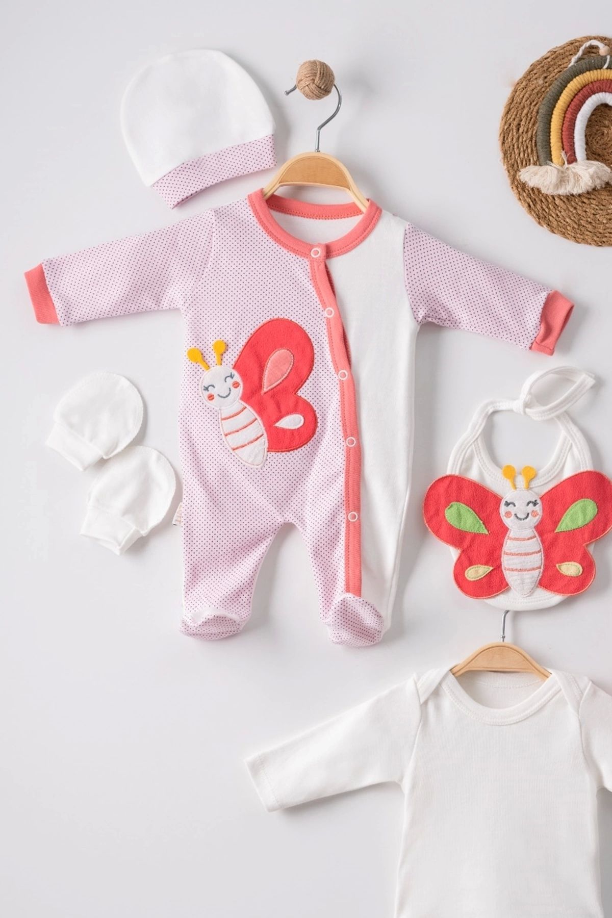 Beruflic Kelebek Nakışlı Puanlı Tulumlu % 100 Pamuk Kız Bebek 5'li Set