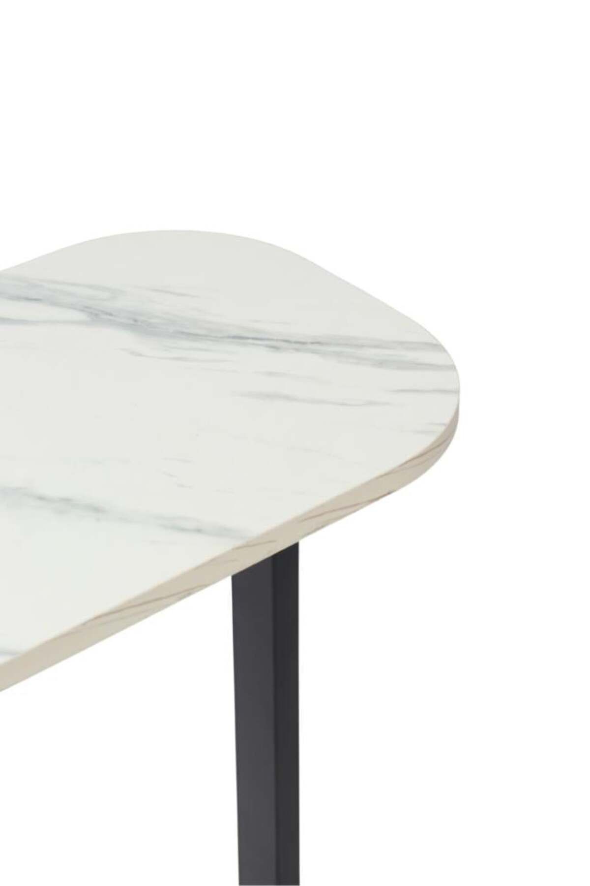 Un-Versatile side table with a stylish and practical design for homes and offices 3