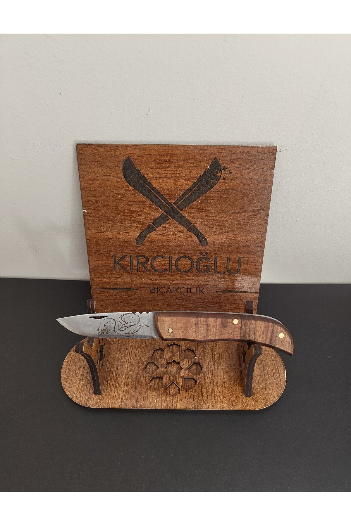 Krc Knife Ahşap Kabze Baskılı Çakı