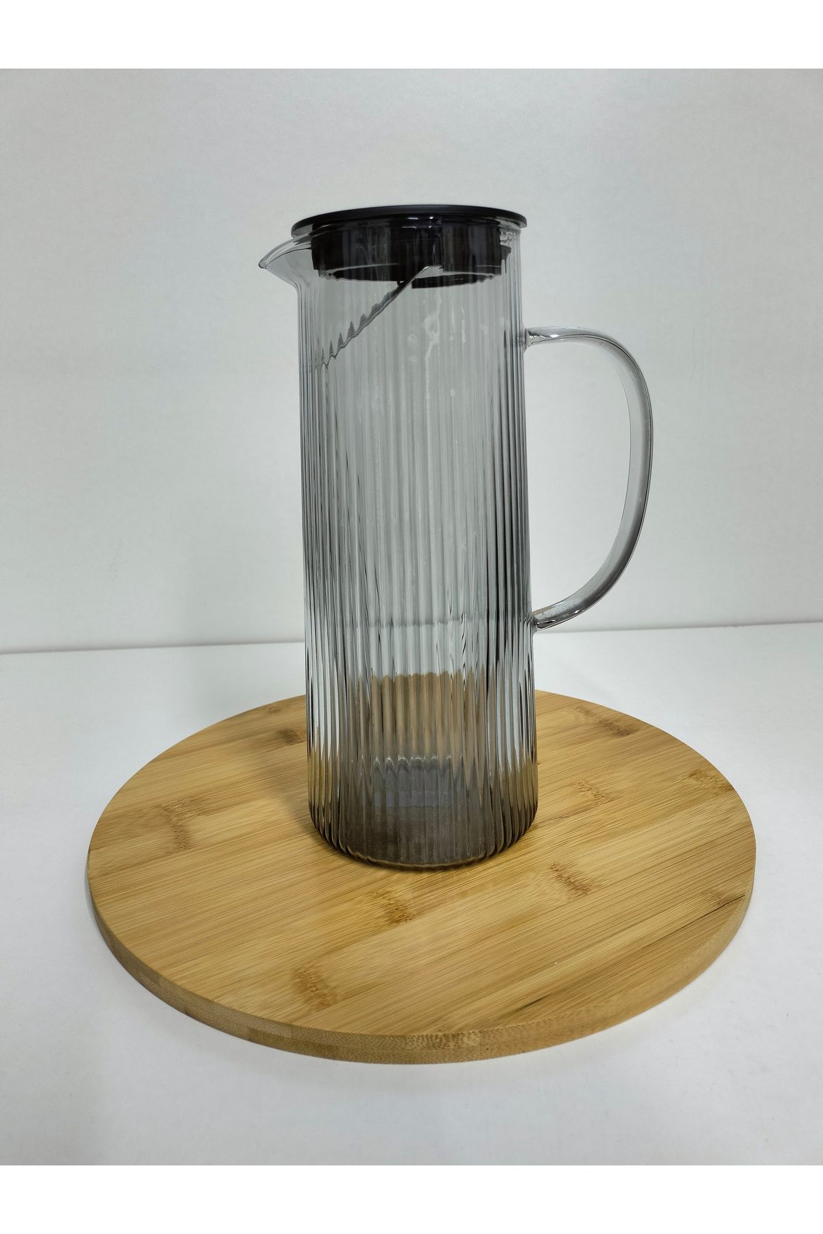 Yonca Hediyelik SÜZGEÇLİ CAM SÜRAHİ (1.3L, 24 CM )