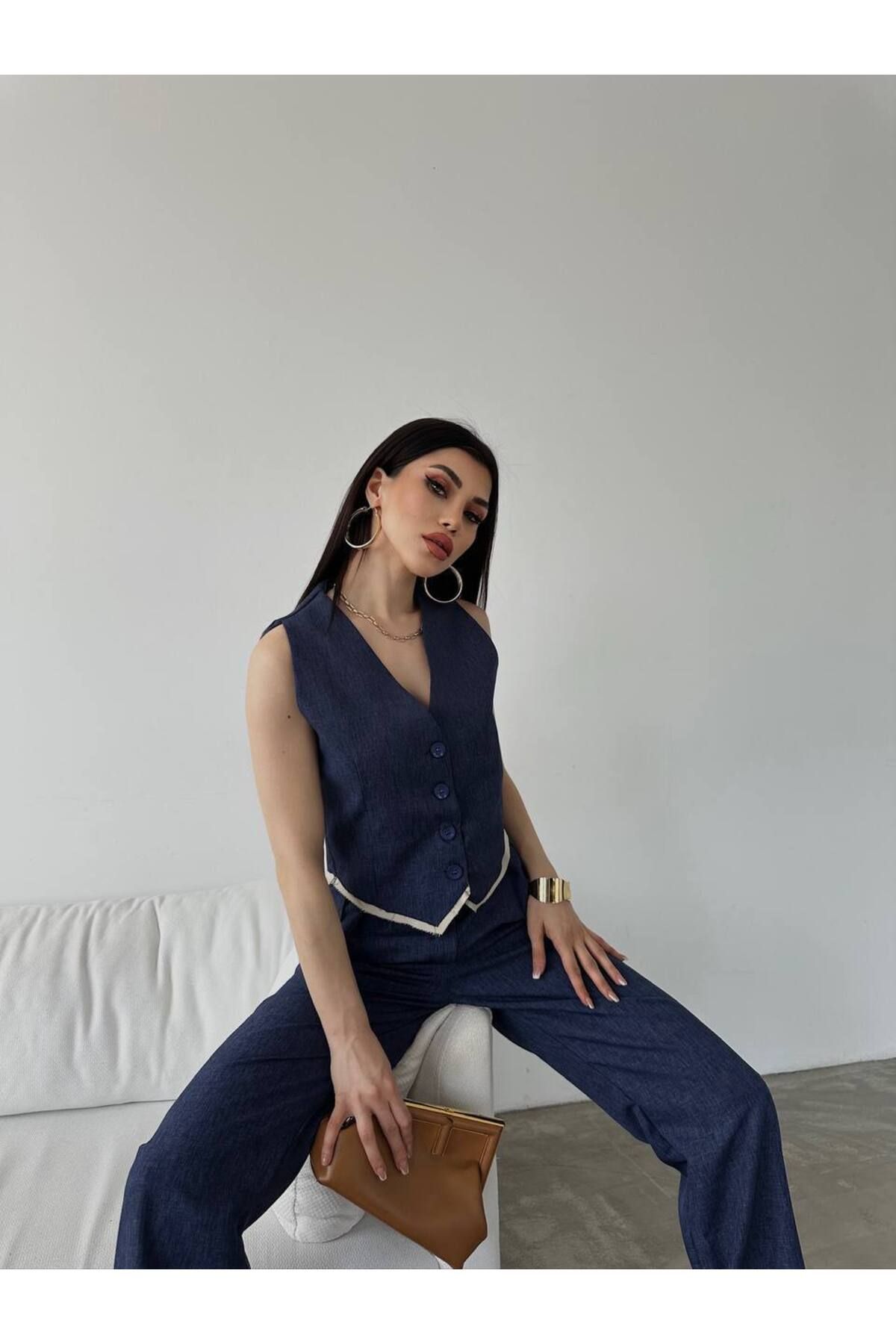 AYSİİ ASTARLİ PİS DİKİŞLİ YELEK