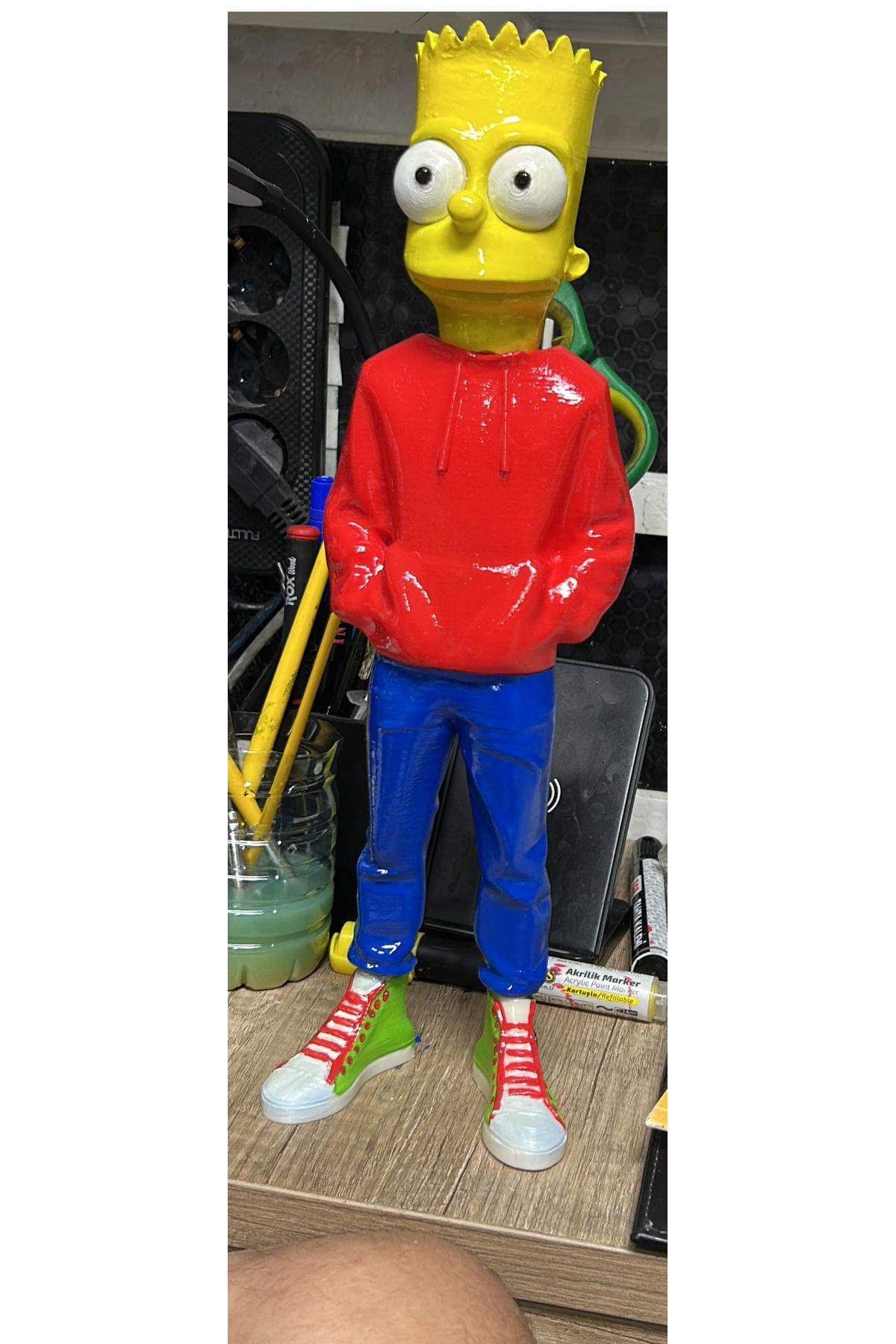 not BART SİMPSON HEYKELİ
