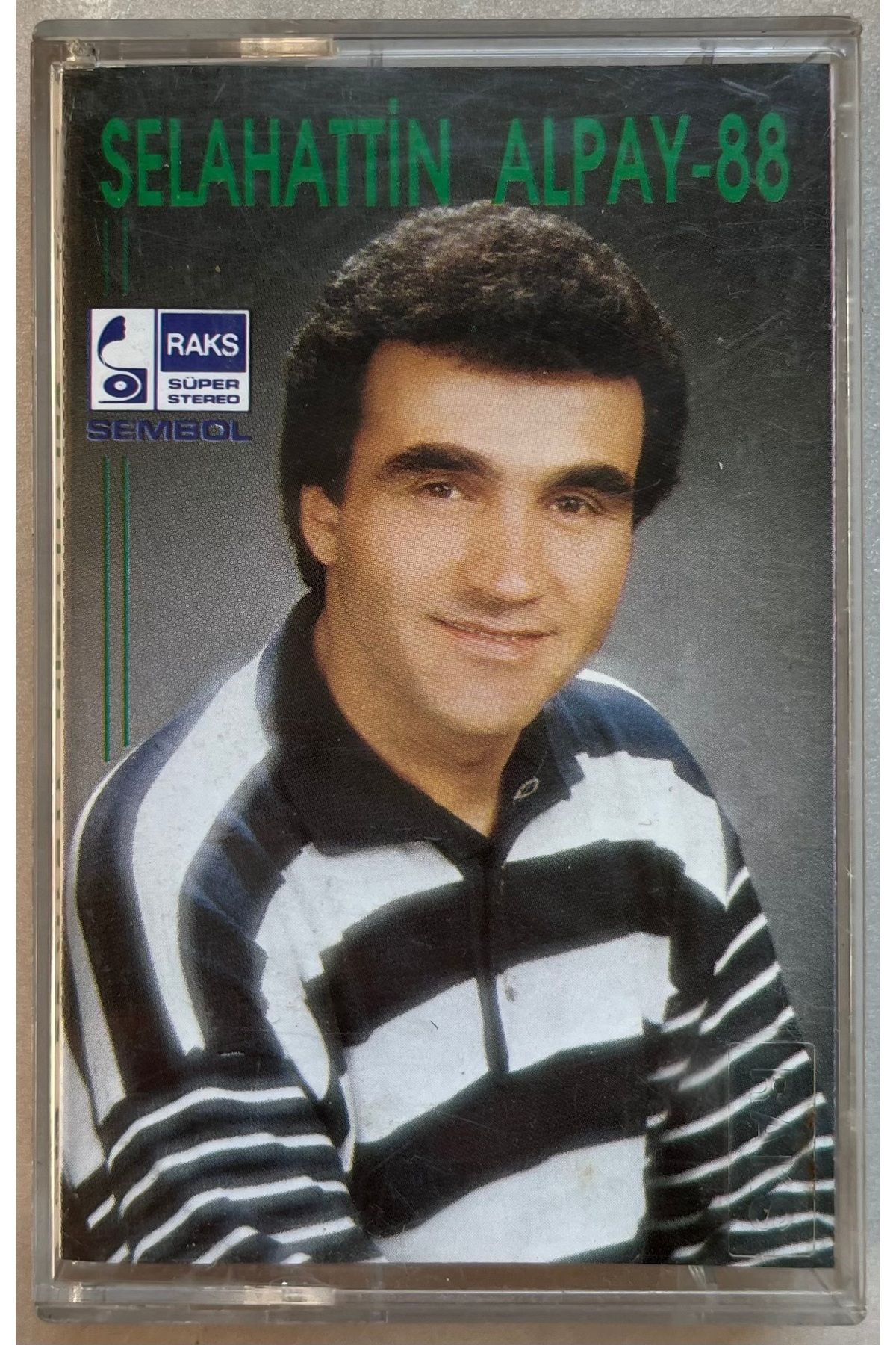 Plakevi İzmir Selahattin Alpay 88 Kaset (Orjnal Dönem Kağıt Baskı Kaset)