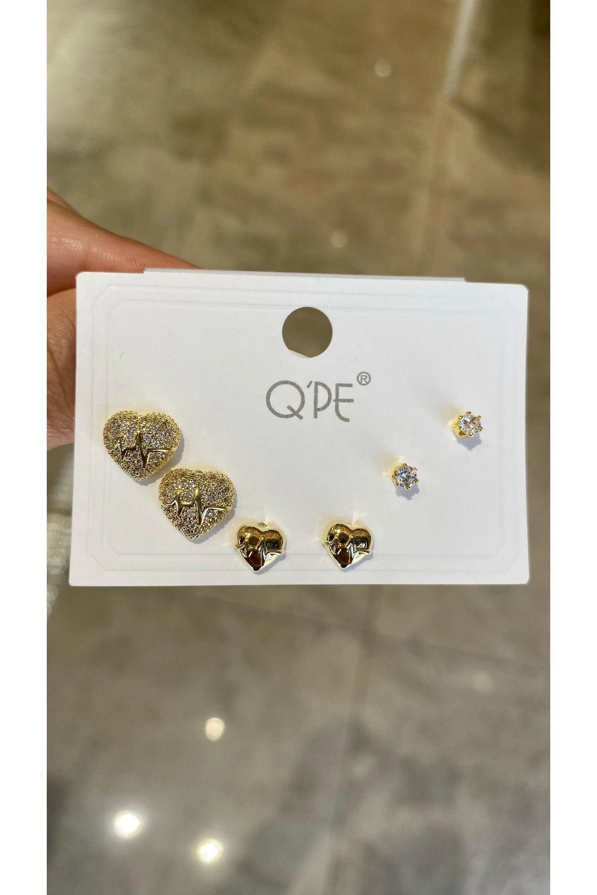 Yares Accessories Çoklu küpe gold kalp atışı