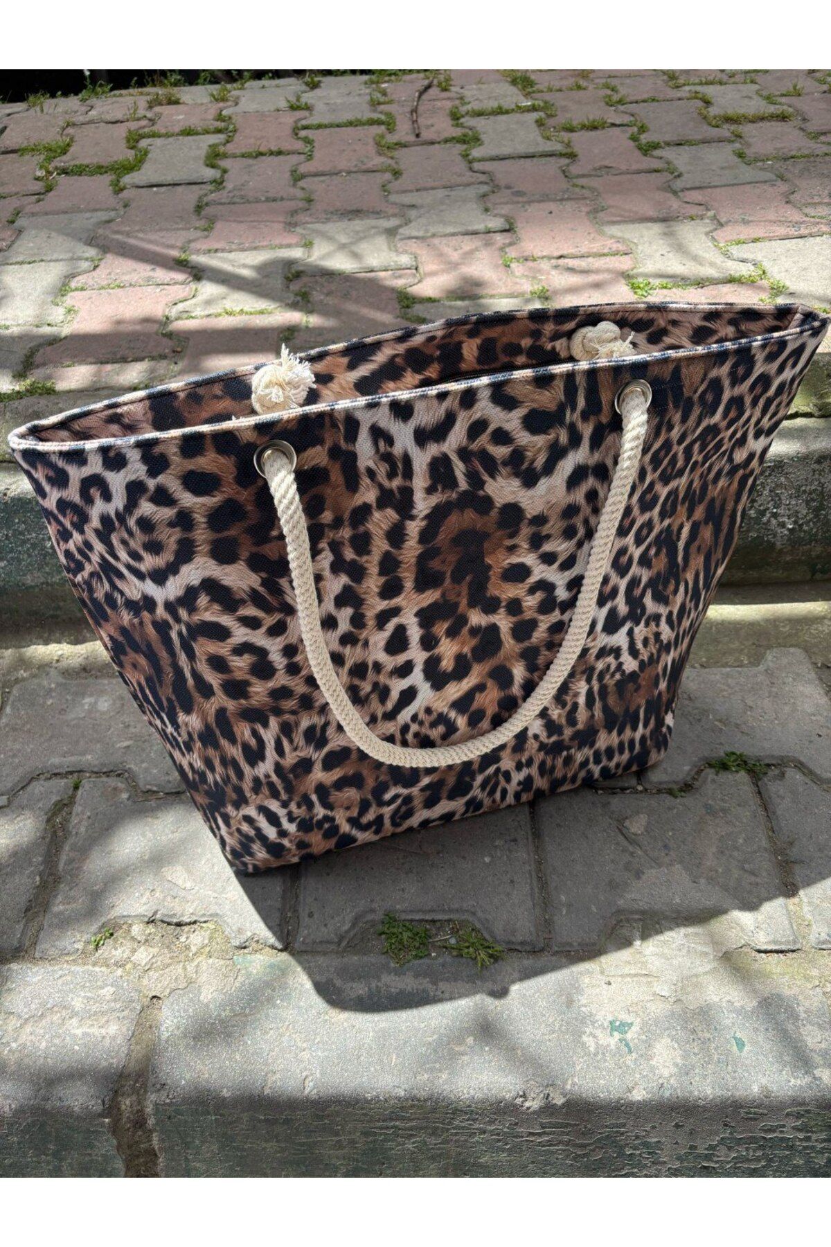 LÜX TARZ Leopar Desenli 38x50 Kadın Çanta